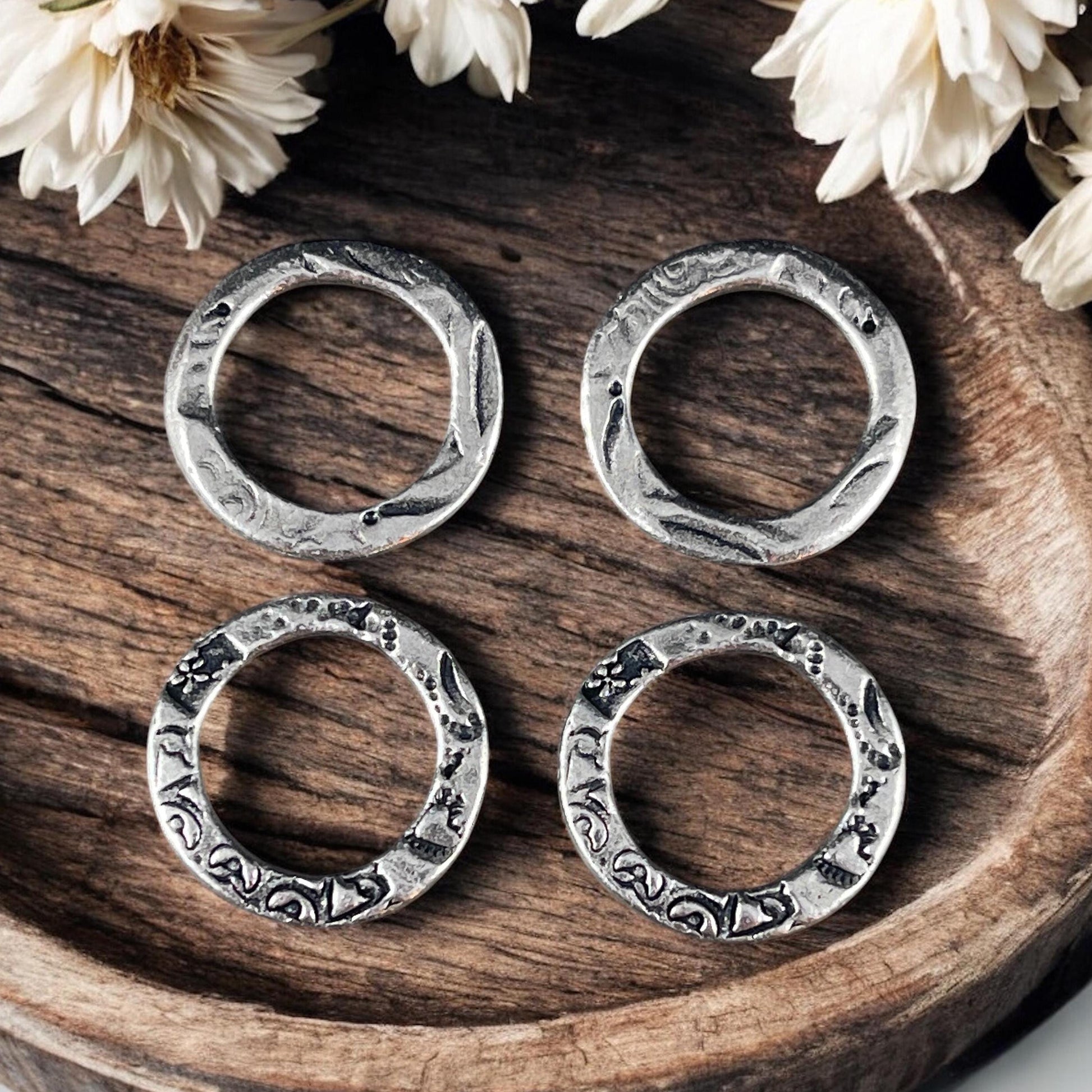 TierraCast Flora 3/4" Linking Ring, 20mm Dulce Vida Link in Antiqued Pewter Finish (PF/701-04) * Qty. 4