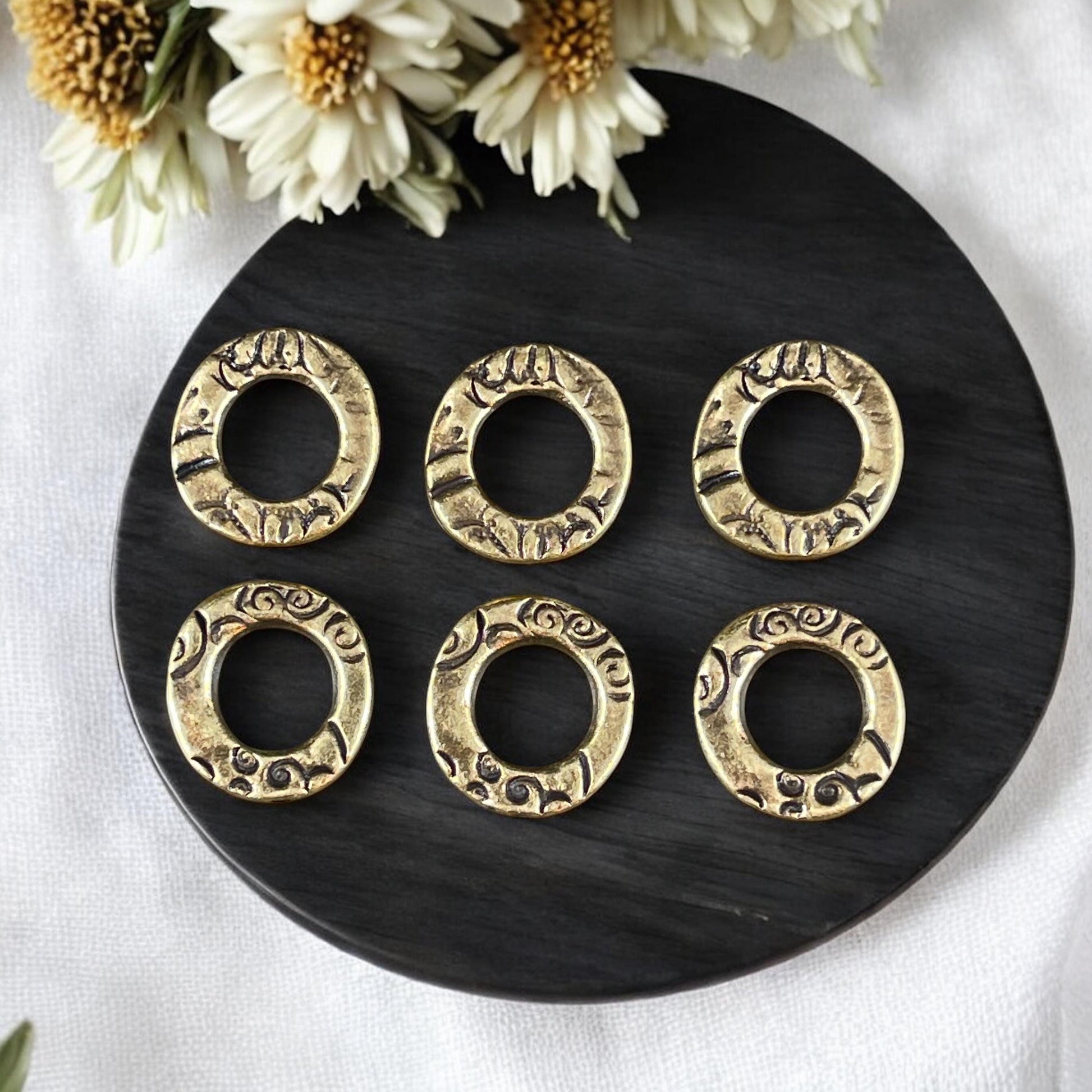 TierraCast Flora Linking Ring, 13mm Dulce Vida Organic Brass Link, Small Antiqued Brass Ring (PF/699-57) * Qty. 6