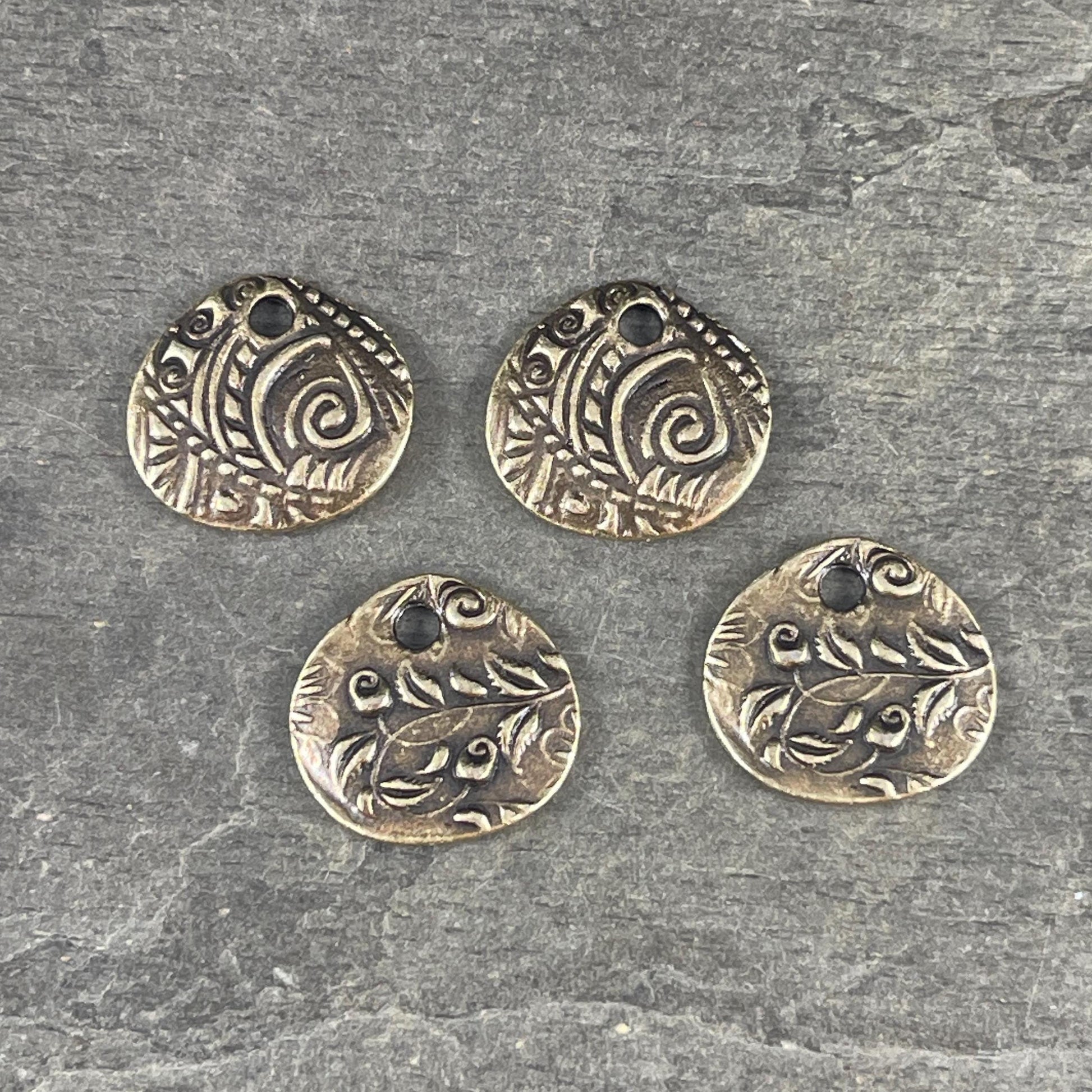 NEW TierraCast Charms, Dulce Vida Collection, Jardin Charm, 5/8" Teardrop Charm, Antiqued Brass Floral Theme Charm (PF/584-57) * Qty. 4