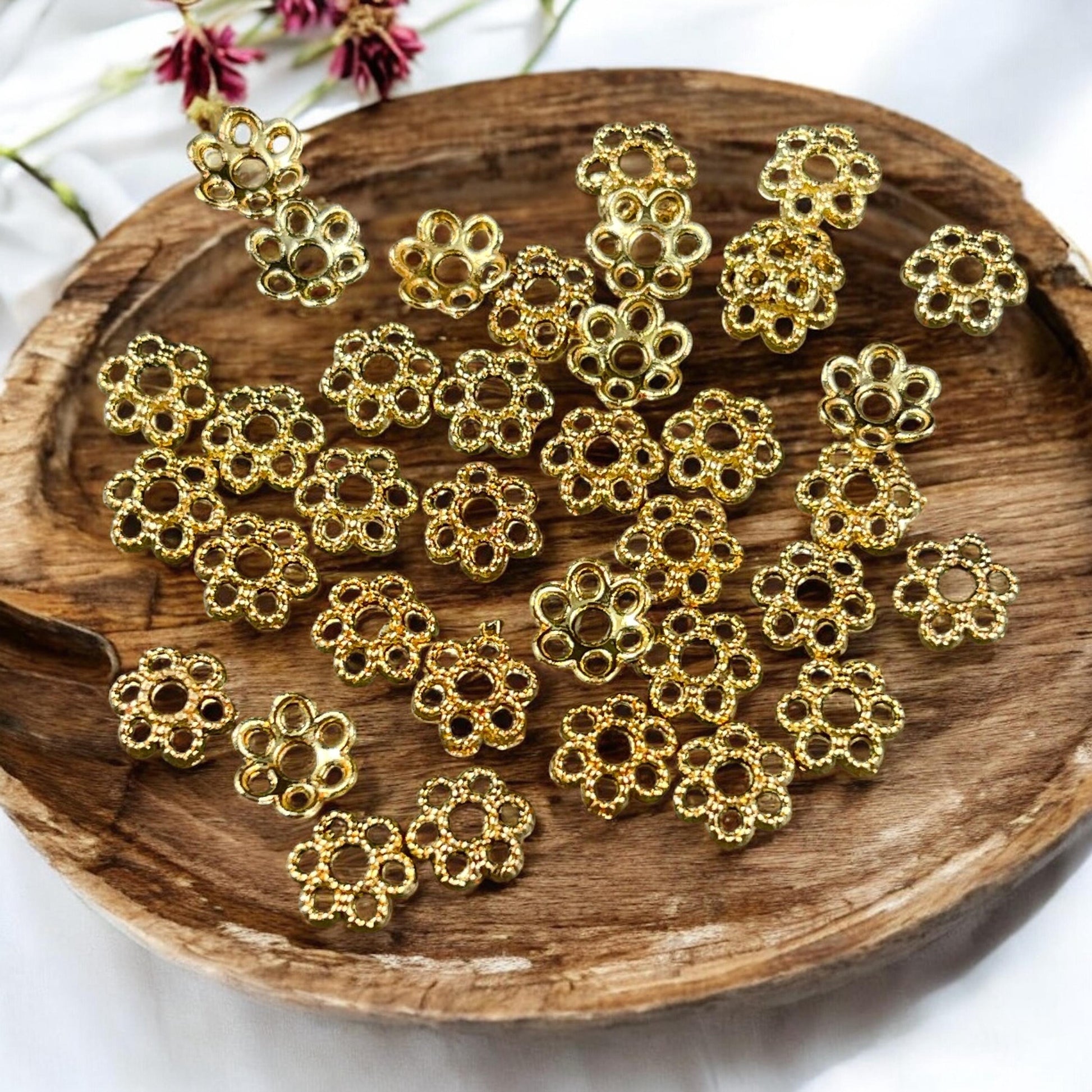 6mm Lacy 6-Petal Bead Caps, 18k Gold Plated Brass (J277-13G) * Qty. 50