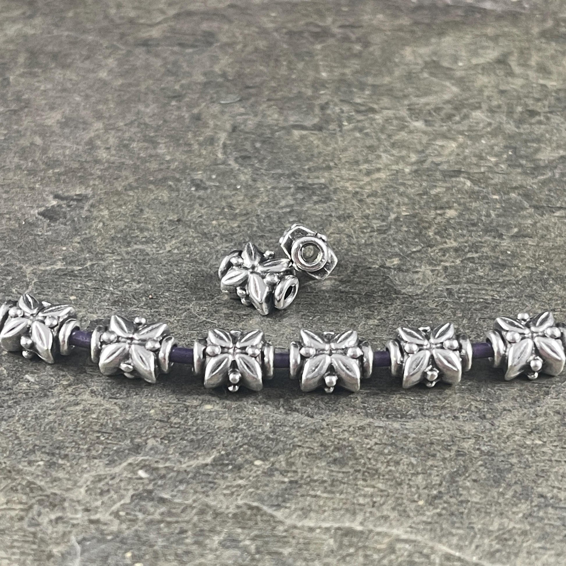 TierraCast Antiqued Silver Leaf Bead, 8mm Floral Theme Spacer Beads (PF/777-77) * Qty. 6
