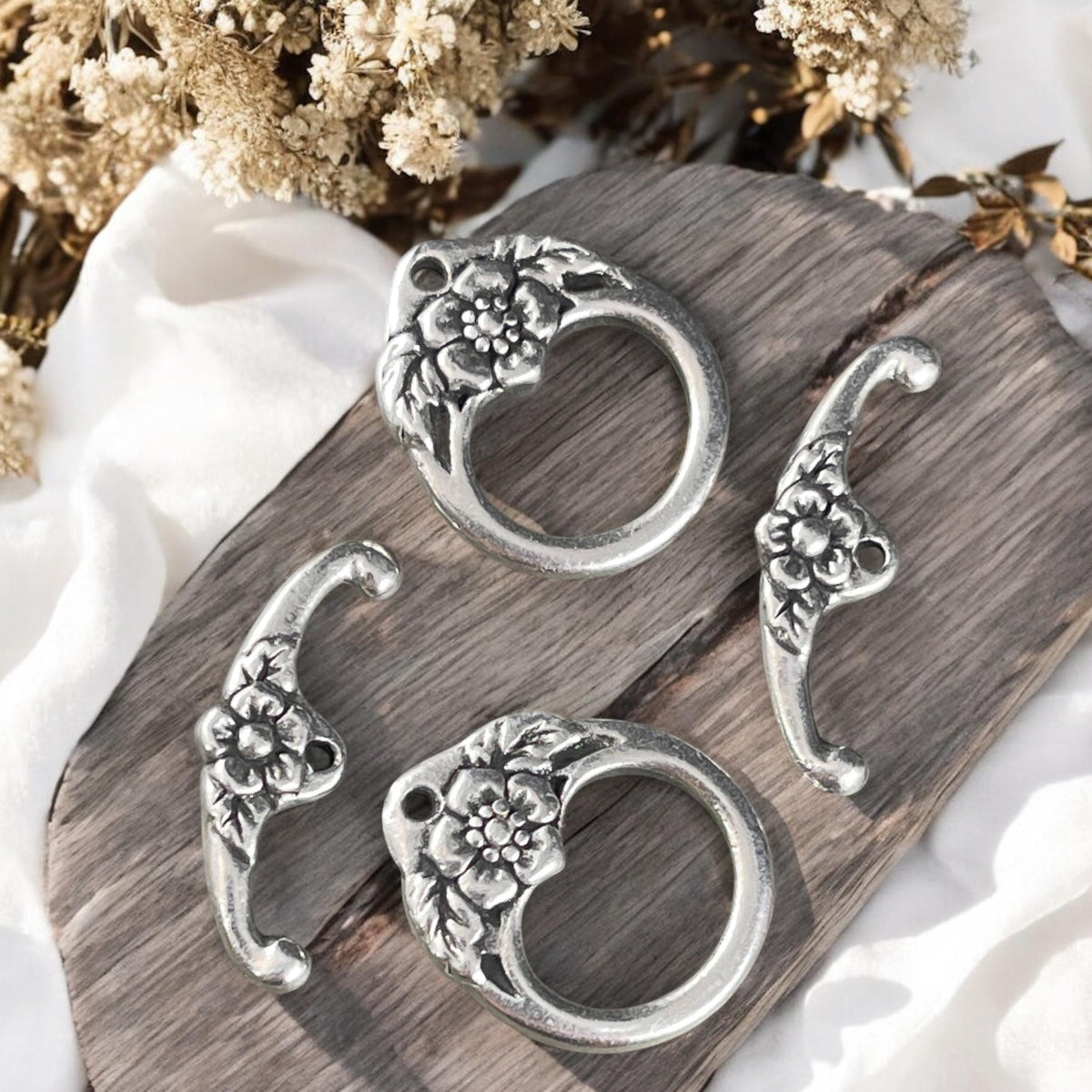 TierraCast Large Floral Toggle Clasp, Antiqued Silver Plated Pewter (PF/968-77) * Qty. 2