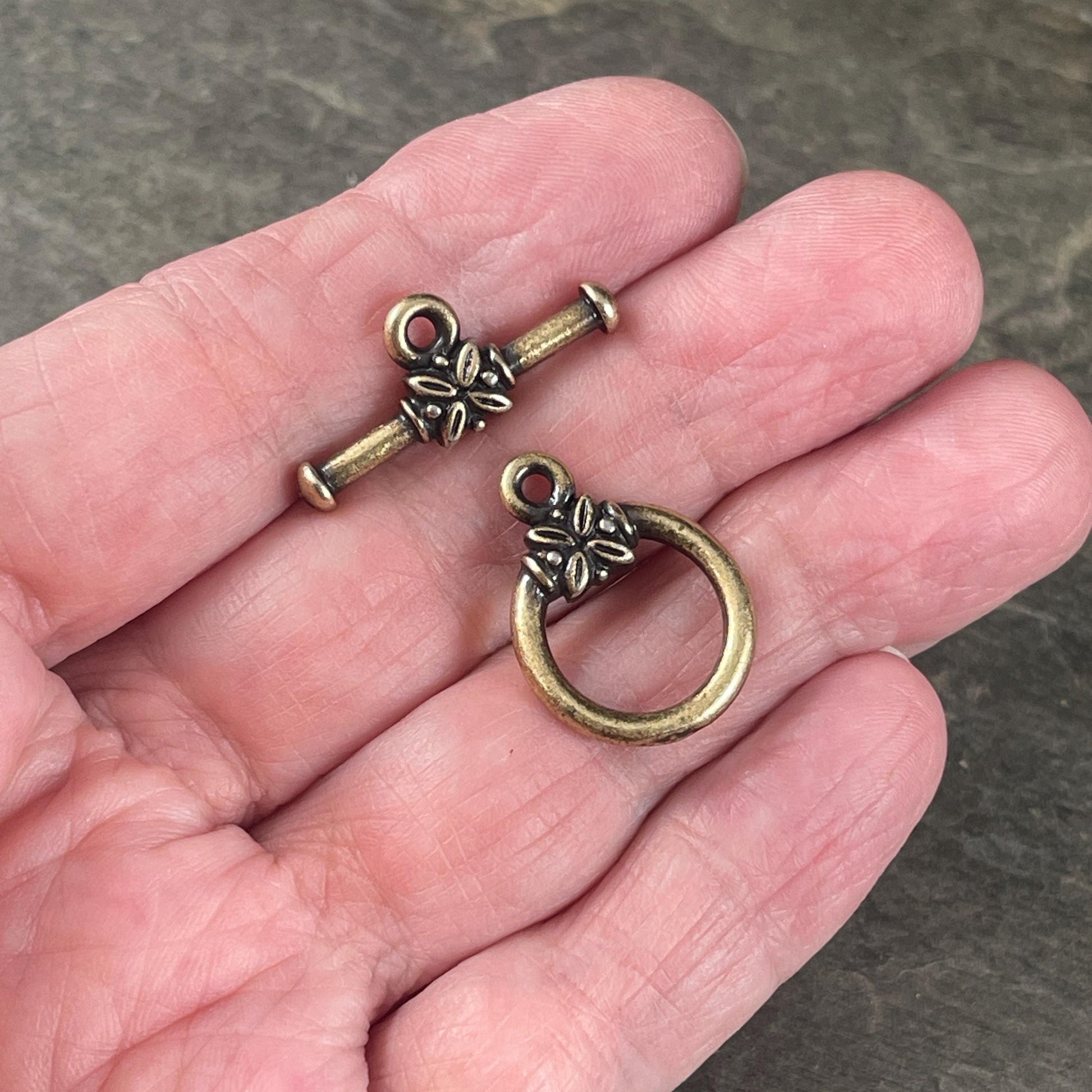 TierraCast Toggle Clasp, Large Leaf Design Toggle, Antiqued Brass Clasp (PF/942-57) * Qty. 2