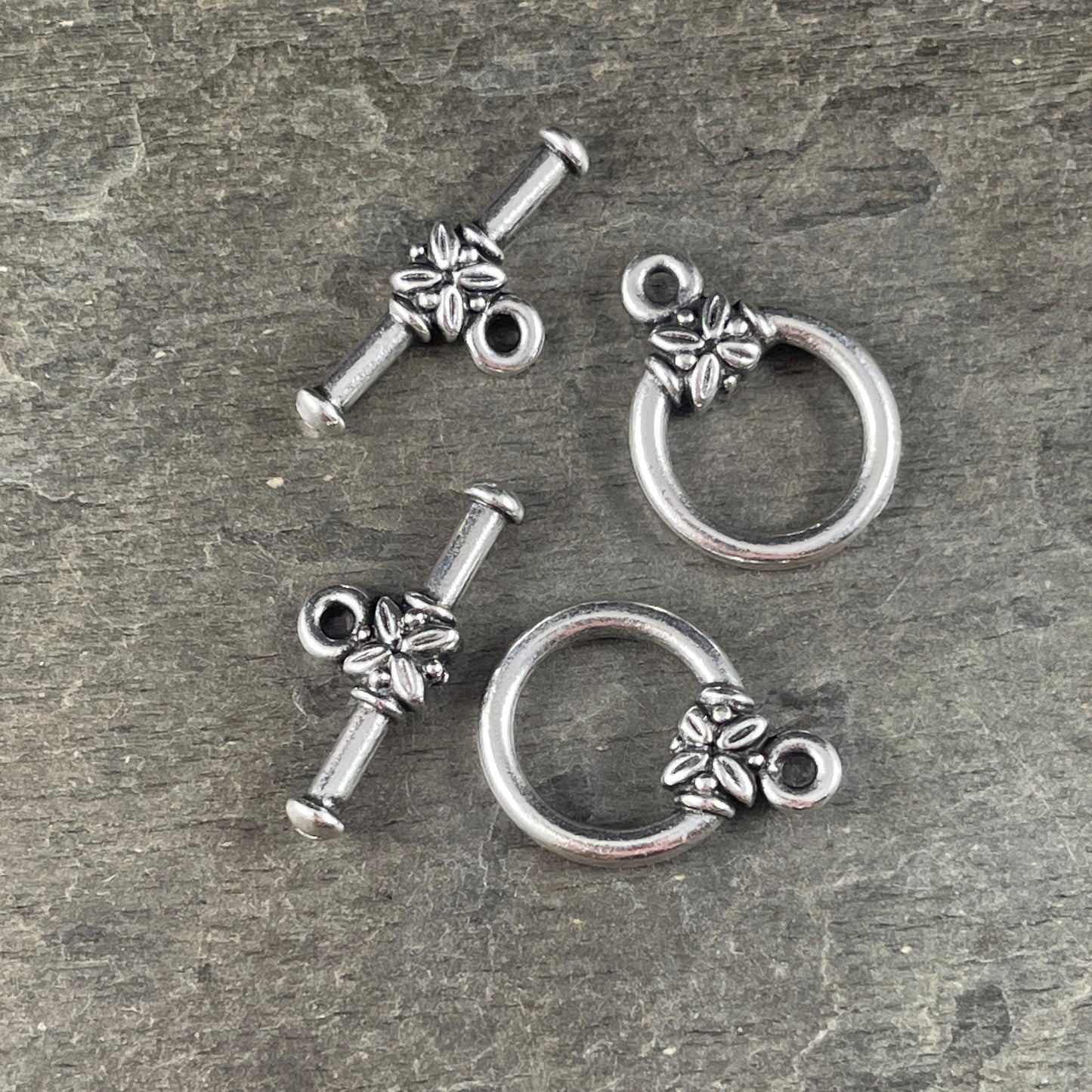 TierraCast Toggle Clasp, Large Leaf Design Toggle, Antiqued Silver Clasp (PF/942-77) * Qty. 2