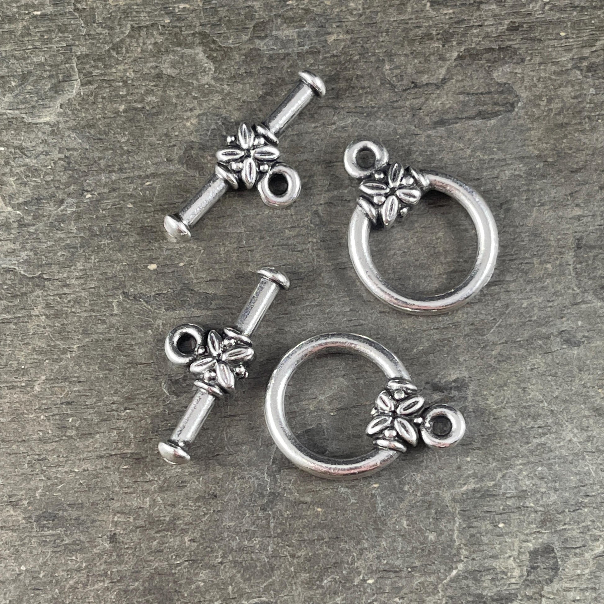 TierraCast Toggle Clasp, Large Leaf Design Toggle, Antiqued Silver Clasp (PF/942-77) * Qty. 2