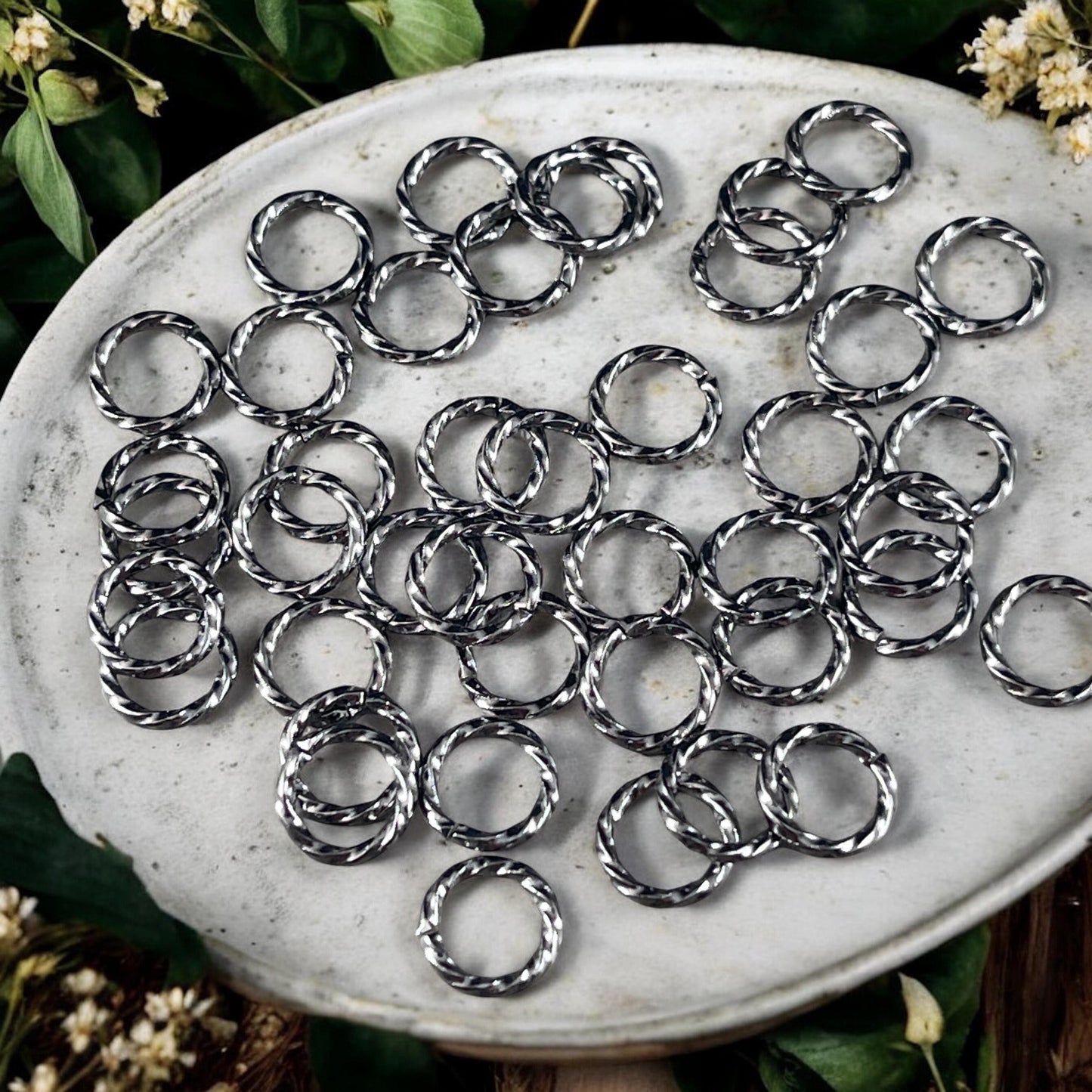 8mm Twisted Jump Rings, 16g Open, Gunmetal Black Plated Brass (FMG/5036) * Qty. 100