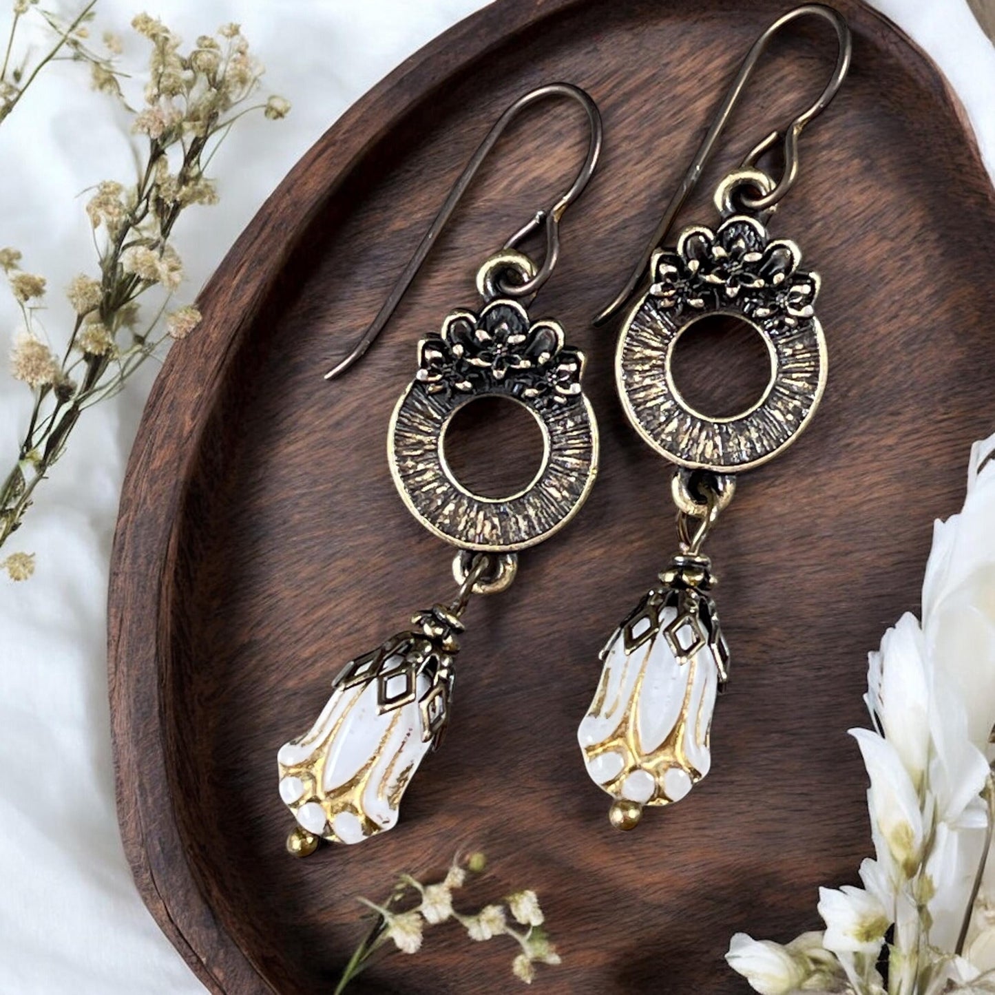 TierraCast Blossom Link Connector, Antiqued Brass Floral Theme Link, New Collection (PF/1051-57) * Qty. 4
