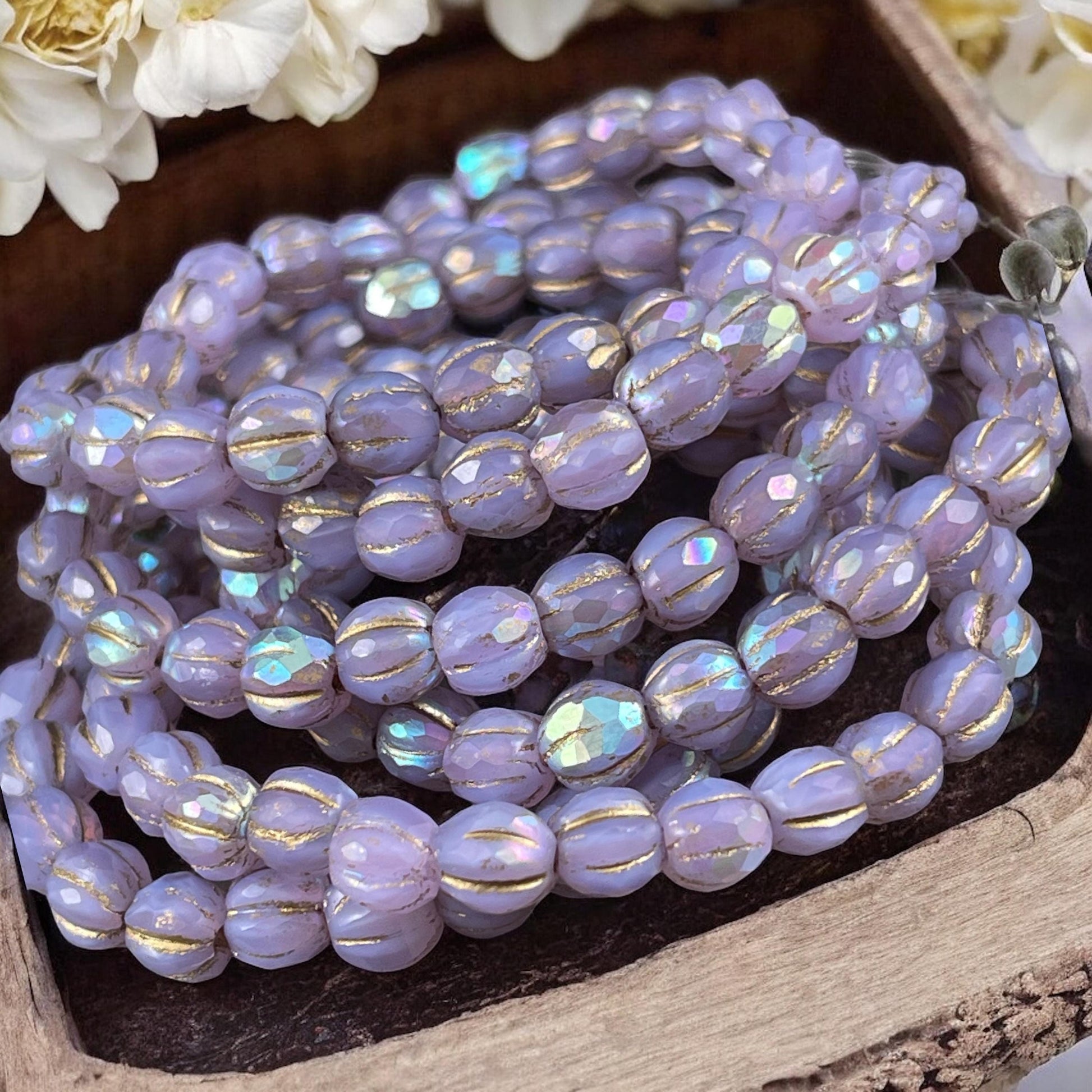 Czech Glass Beads - 6mm Pastel Purple Faceted Melon Shape Beads, Thistle with AB and Gold Wash (FM6/N-0247) * 25 beads