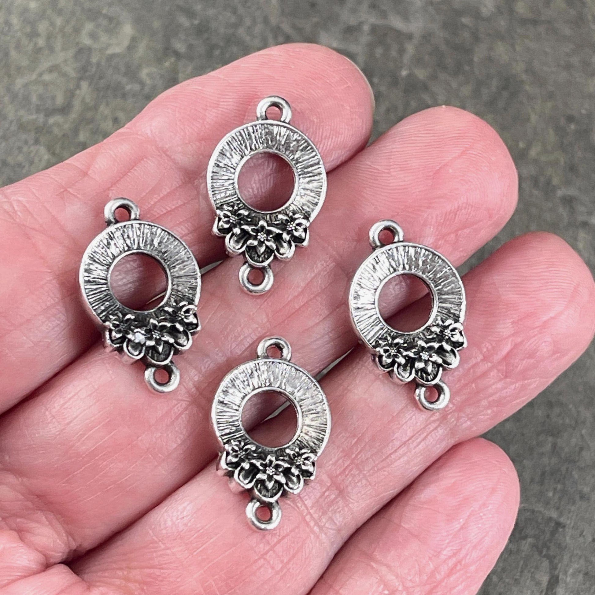 TierraCast Blossom Link Connector, Antiqued Silver Floral Theme Link, New Collection (PF/1051-77) * Qty. 4