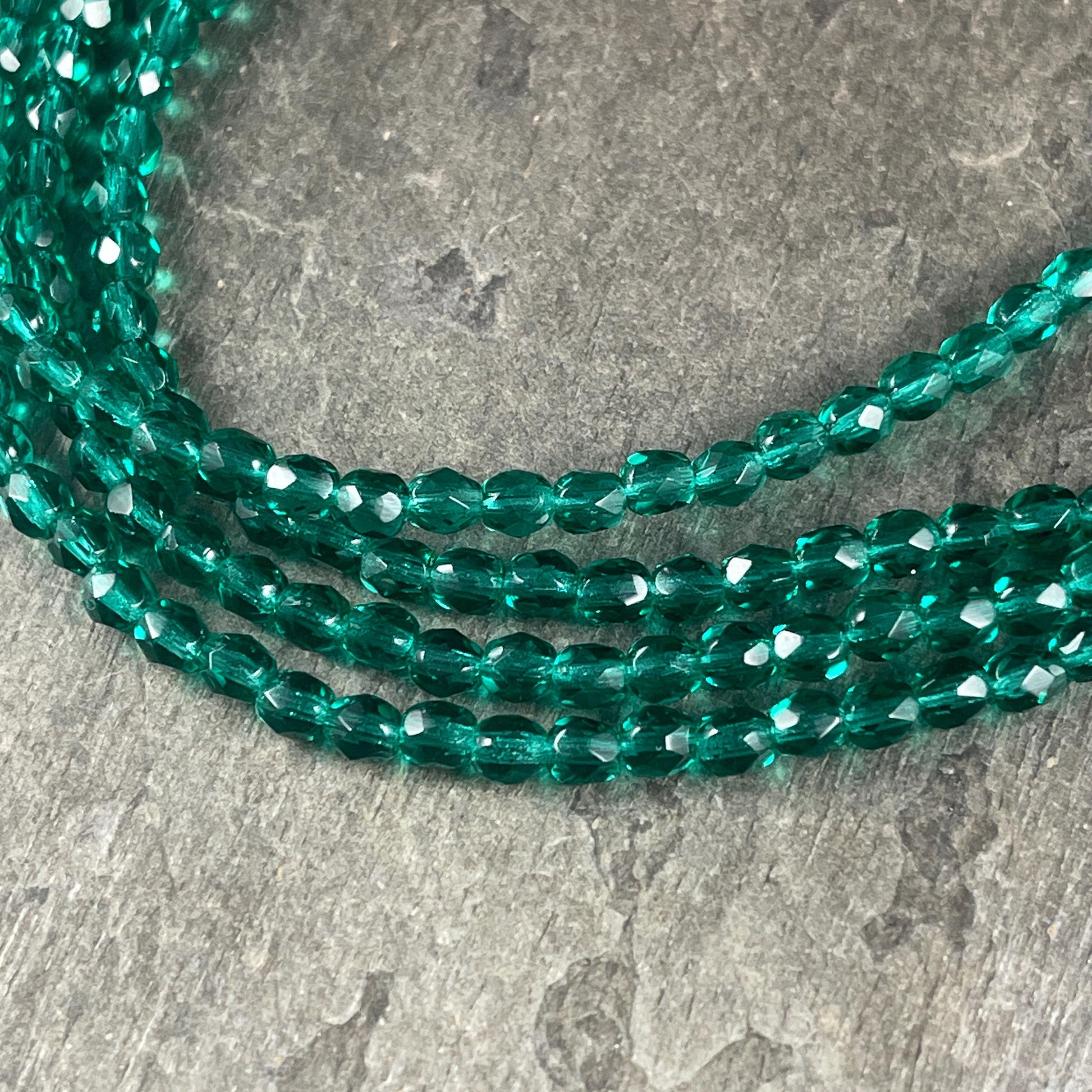 Czech Glass Beads - 4mm Emerald Green Glass Beads 4mm Faceted Round Czech Beads Transparent Emerald Green Beads (FP4/SM-5073) * Qty 50