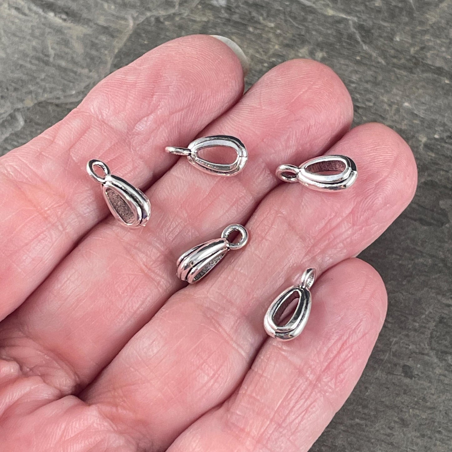 Duplicate listing!! TierraCast Nouveau Pinch Bail, Antiqued Silver Pinch Bail for Pendants (PF/876-77) * Qty. 4