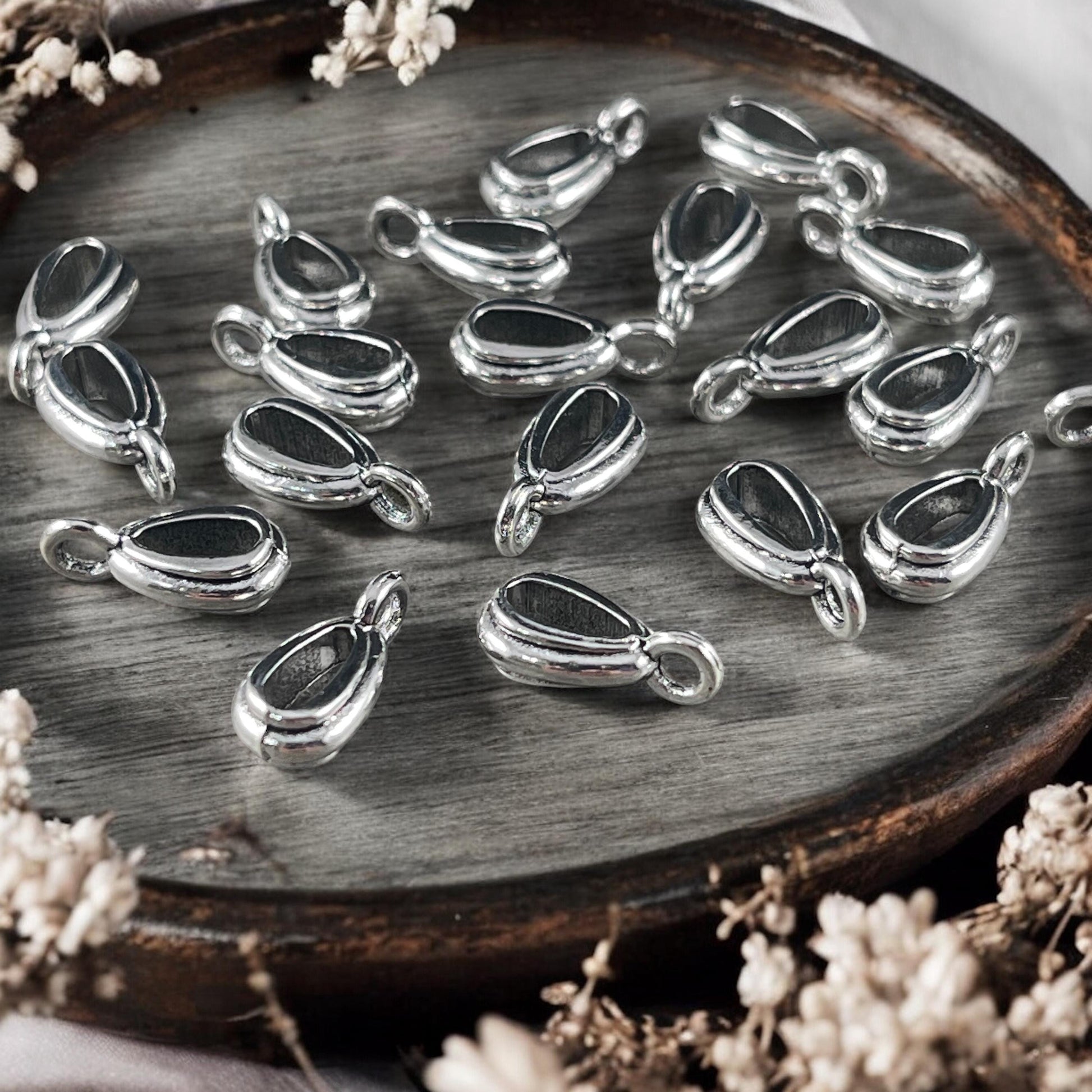 Duplicate listing!! TierraCast Nouveau Pinch Bail, Antiqued Silver Pinch Bail for Pendants (PF/876-77) * Qty. 4