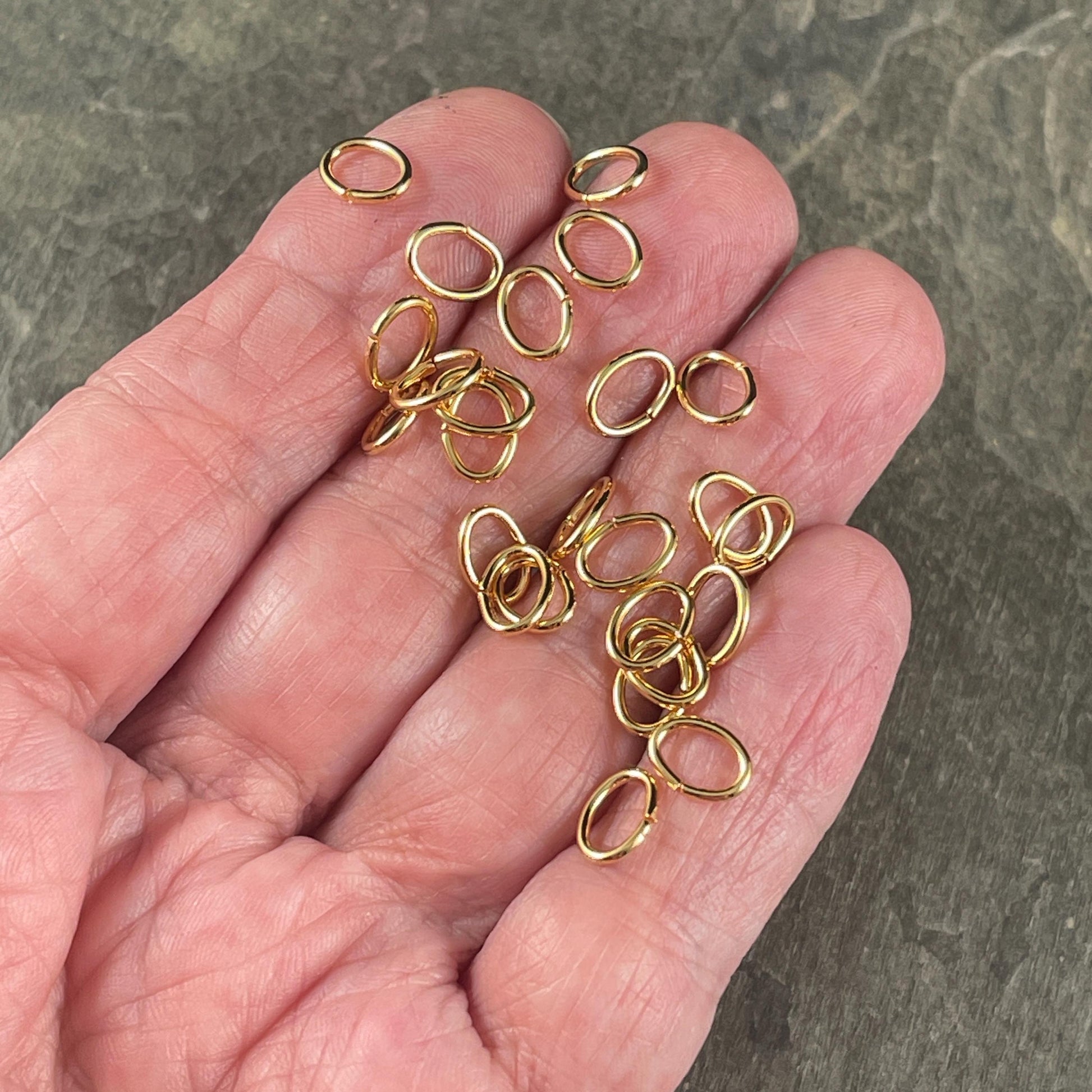 8x6mm Oval Jump Rings, 18g Gold Jump Rings, Gold Plated Brass (FMG/5058) * Qty. 100