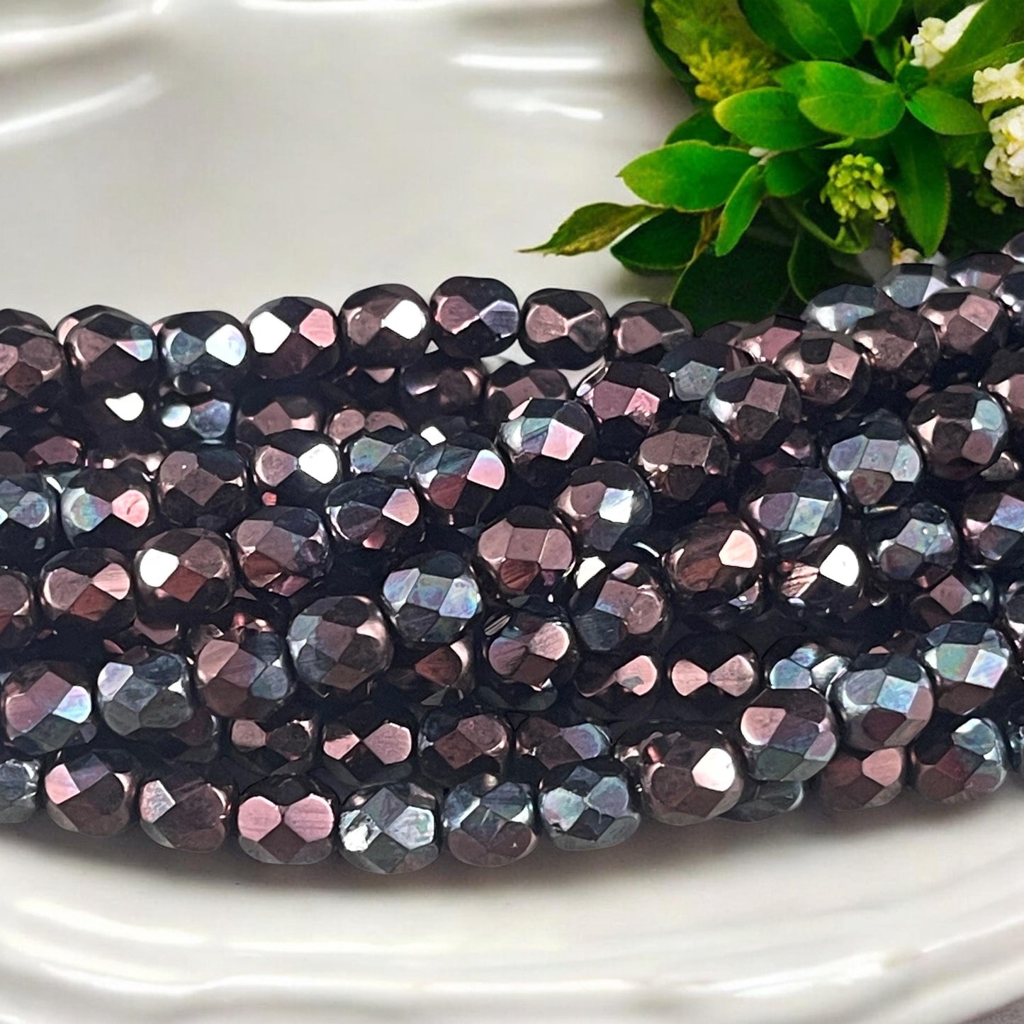 Czech Glass Beads - 6mm Faceted Round Beads, Metallic Wine, Plum Luster (FP6/SM-B15726) * Qty. 25
