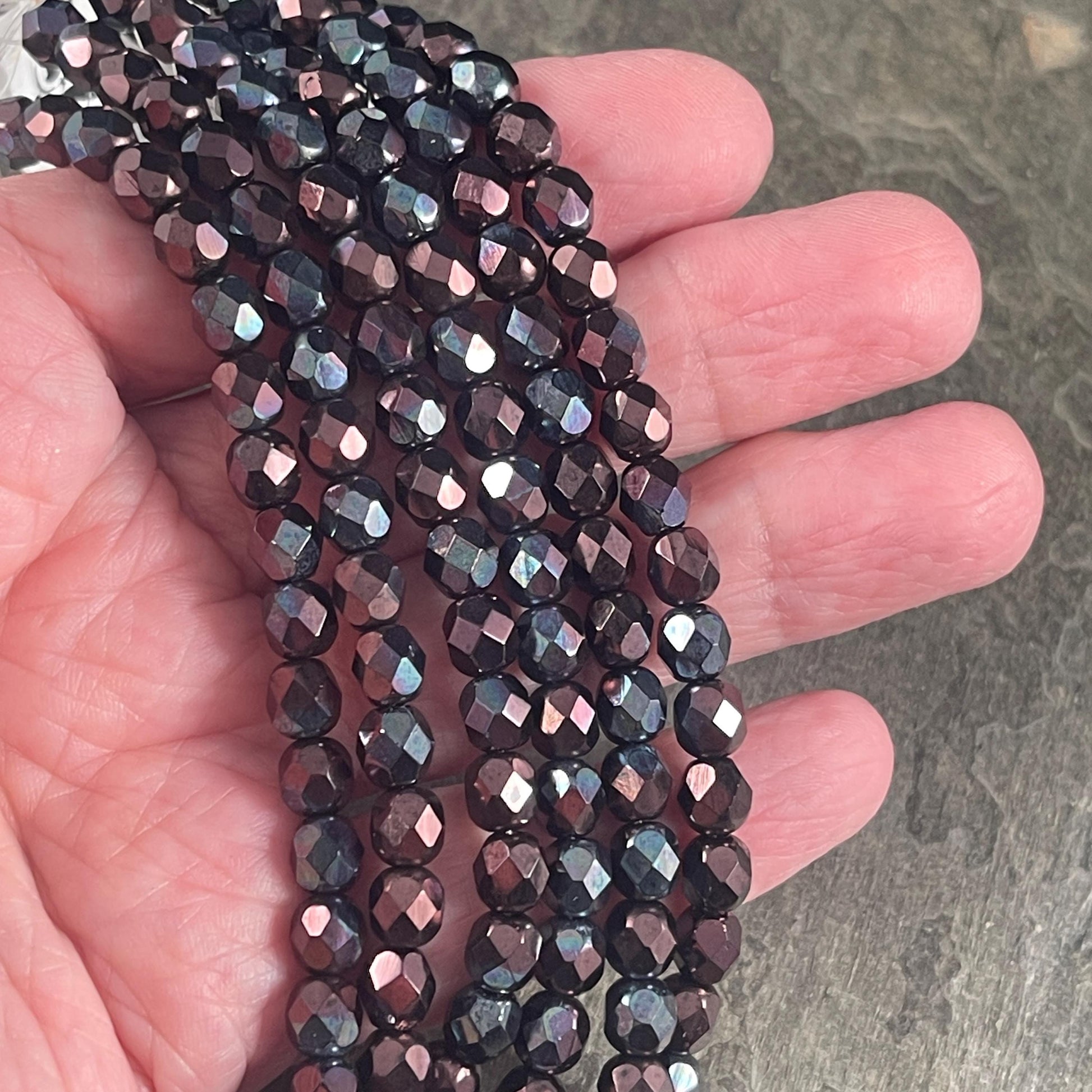 Czech Glass Beads - 6mm Faceted Round Beads, Metallic Wine, Plum Luster (FP6/SM-B15726) * Qty. 25
