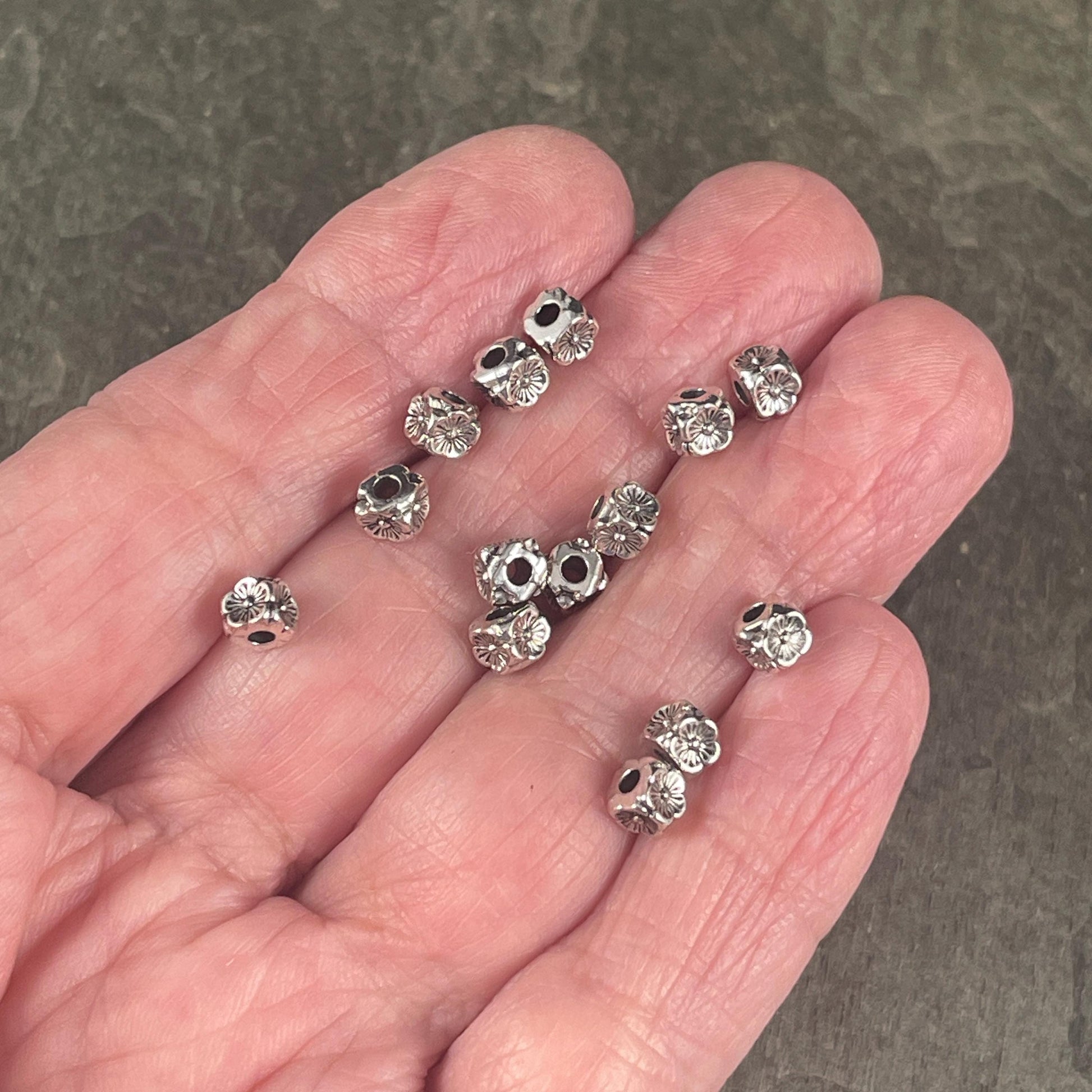 Antiqued Silver Large Hole Square with Flowers, 4mm Cube with 1.8mm Hole (YW0001-17A) * Qty. 50