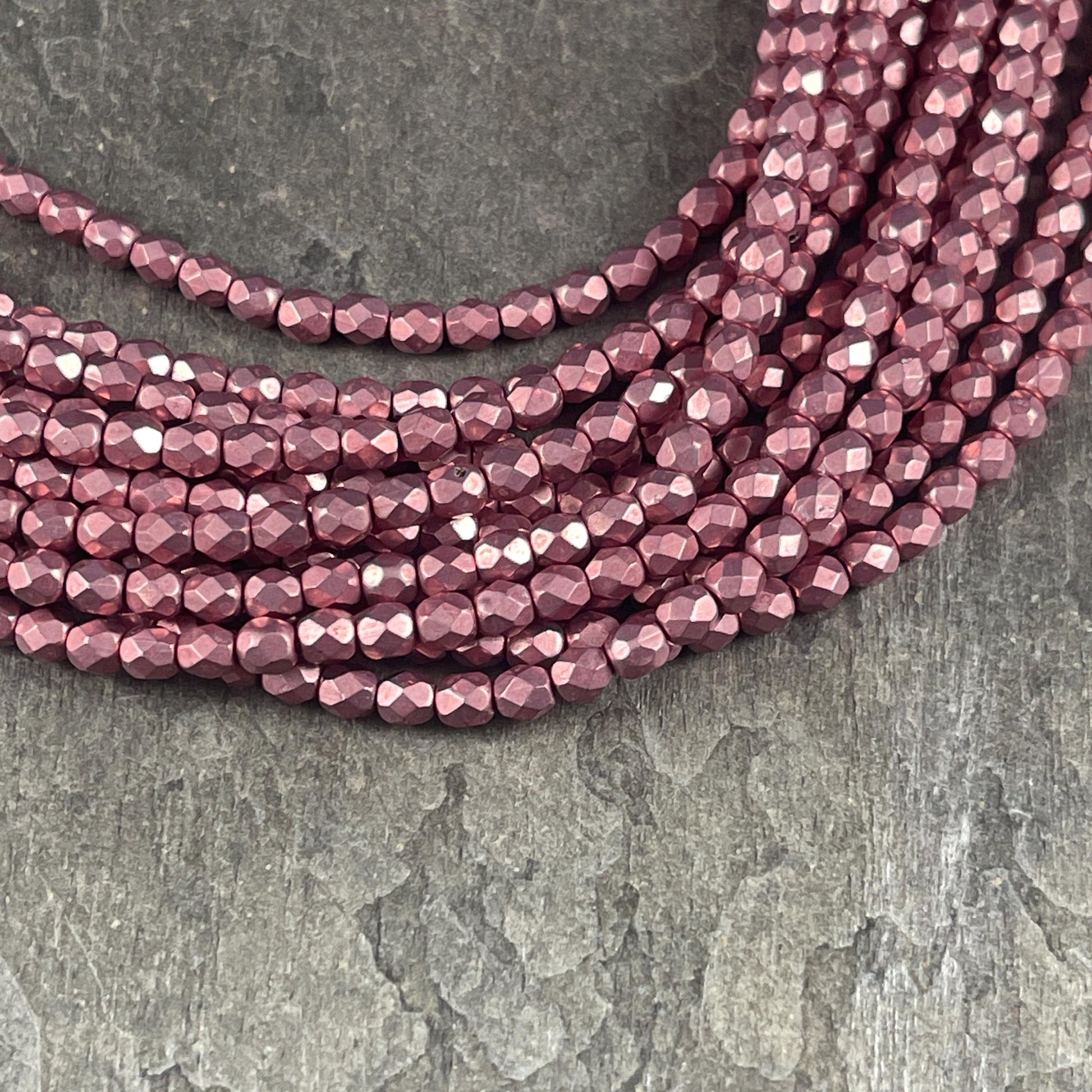 Czech Glass Beads -4mm Faceted Round Beads, Mauve Metallic, Blooming Dahlia ColorTrends (FP4/SM-05A07) * Qty. 50