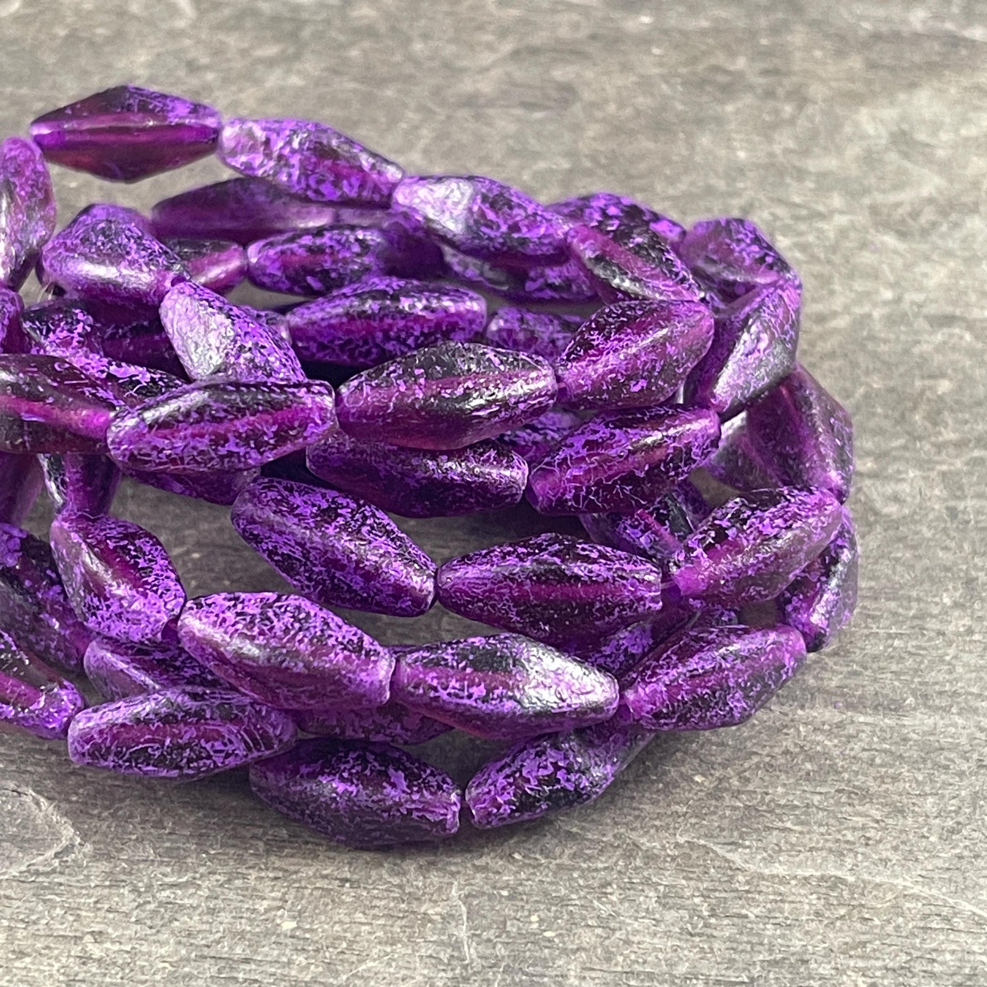 Czech Glass Beads - 14x7mm Rhombus Beads, Dark Purple Etched Glass with Purple Wash (RHO/N-2103) * Qty. 10 Beads