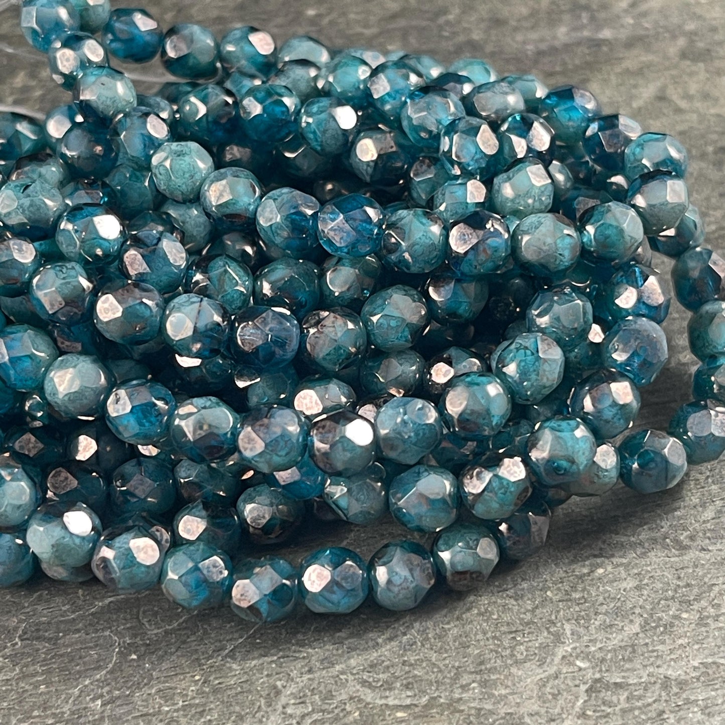 Czech Glass Beads, Capri Blue and Turquoise 6mm Faceted Round Beads - Pacific Blue Blend (FP6/N-123) * Qty 25