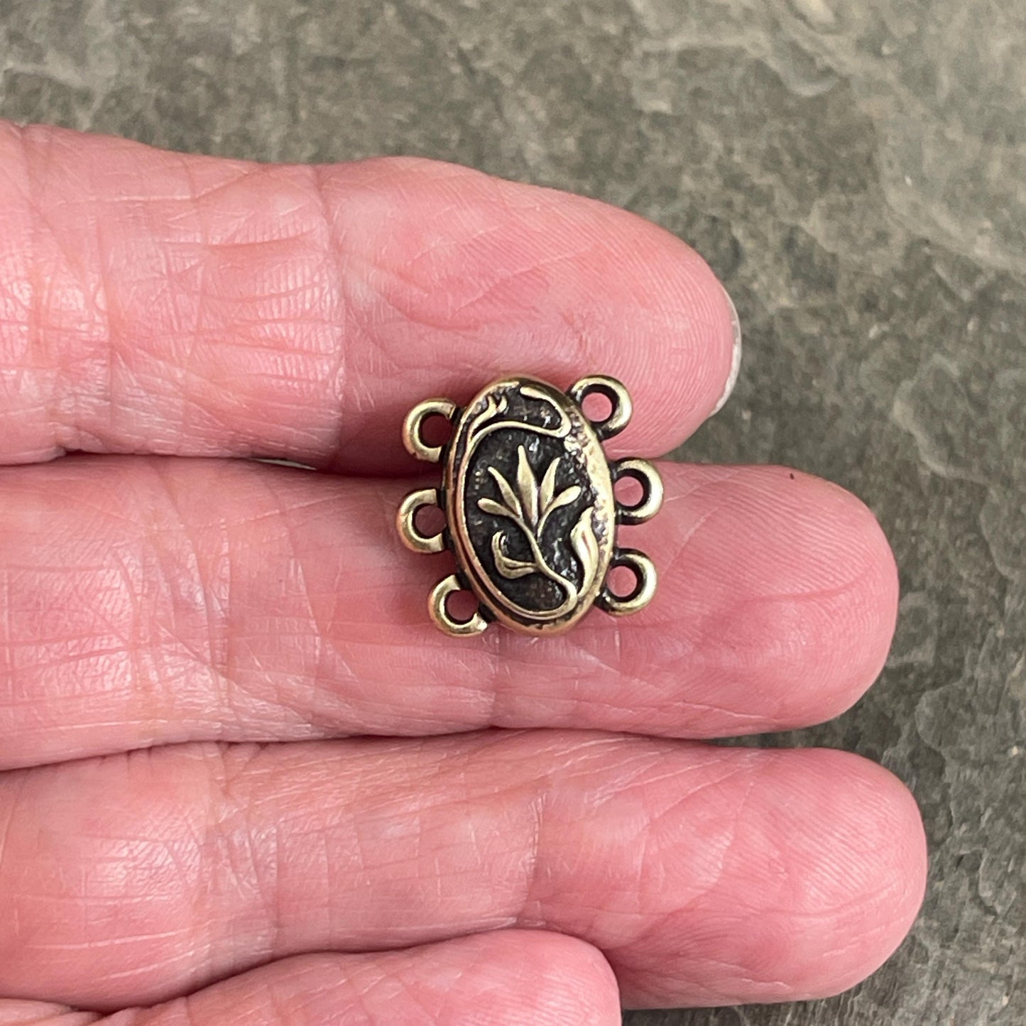 NEW - TierraCast Blossom Collection Magnetic Clasp, Antiqued Brass 15mm Oval Shape 3-Strand Clasp for Jewelry (PF/15212-57) * Qty. 1