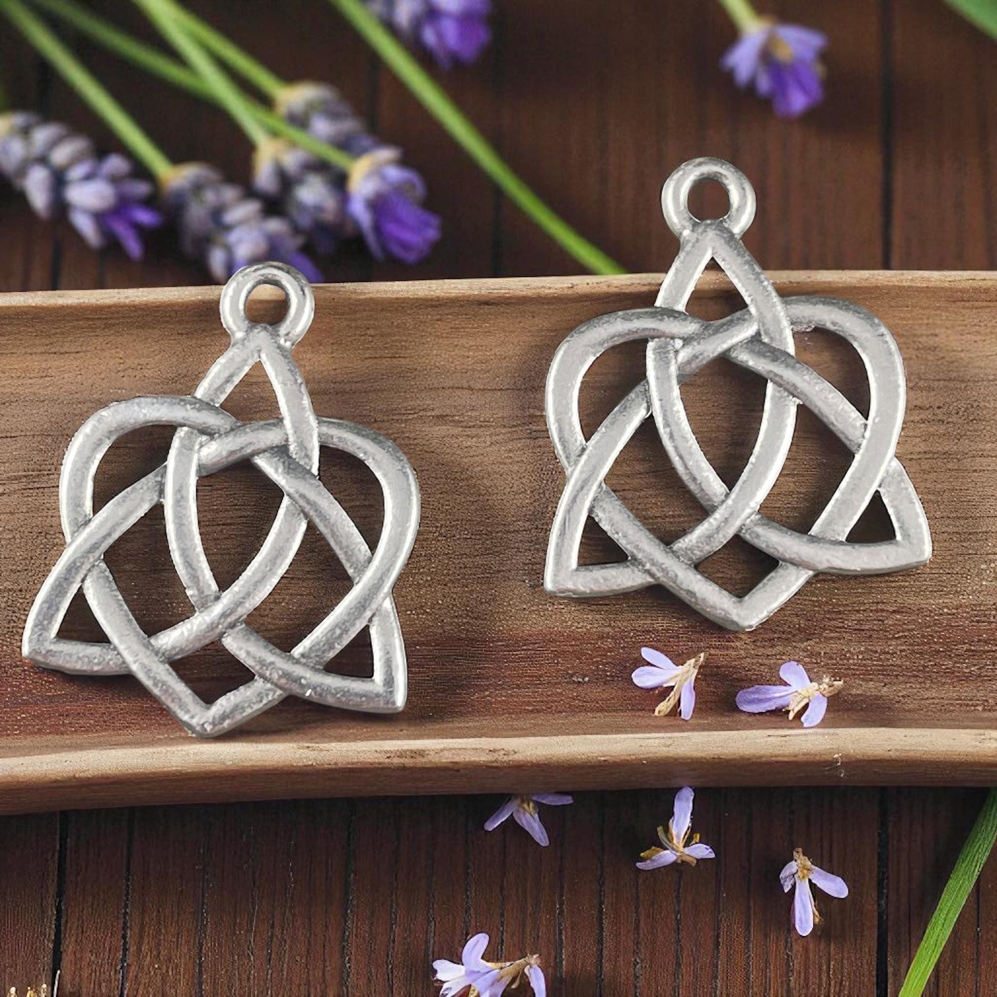 TierraCast Triquetra Charm, Antiqued Silver Celtic Open Heart Symbolic Pendant (PF/539-77) * Qty. 2