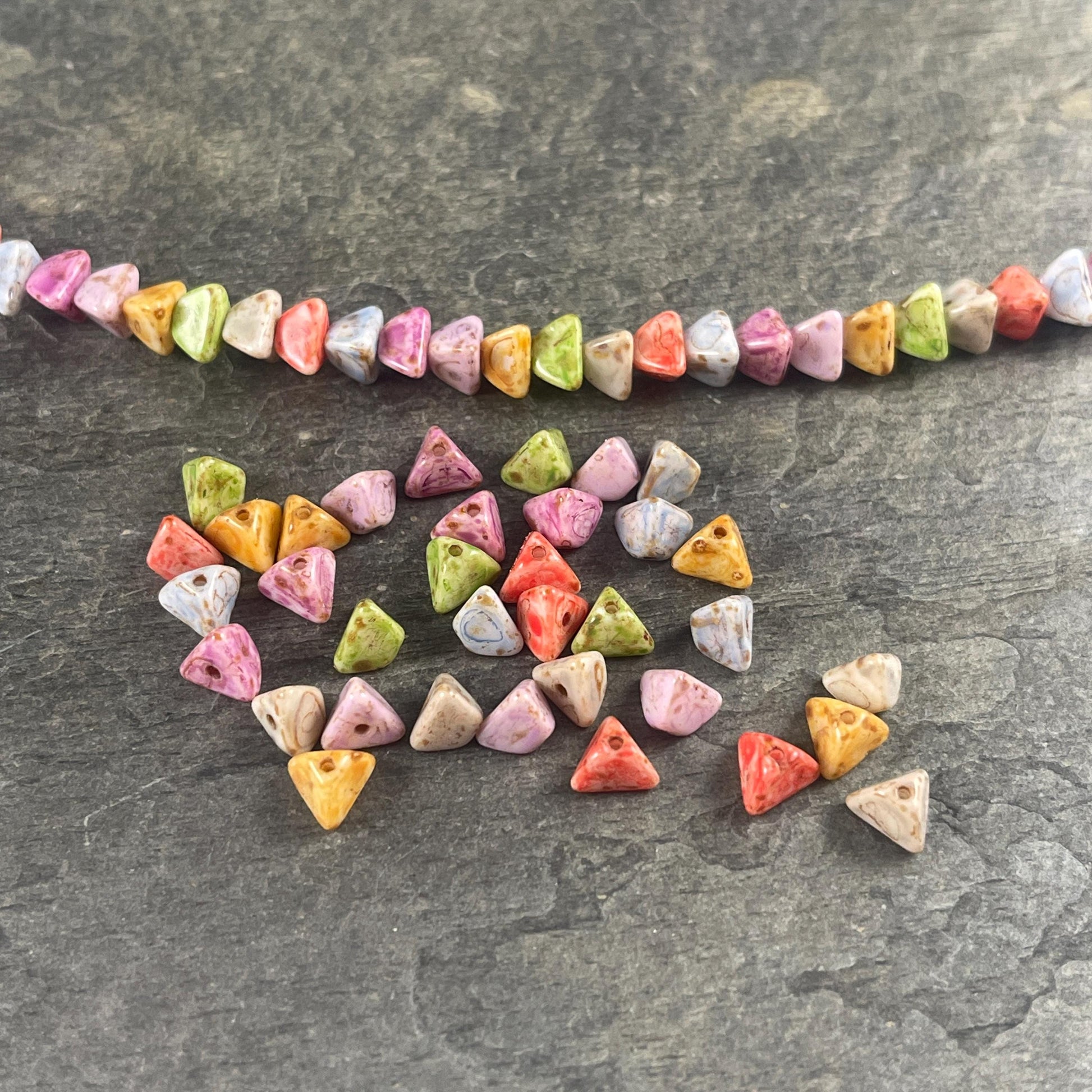 5mm Pyramid Beads, Exclusive Mix of Colors/Assortment, Small Triangle Beads (TP-Mix) * 35 Beads