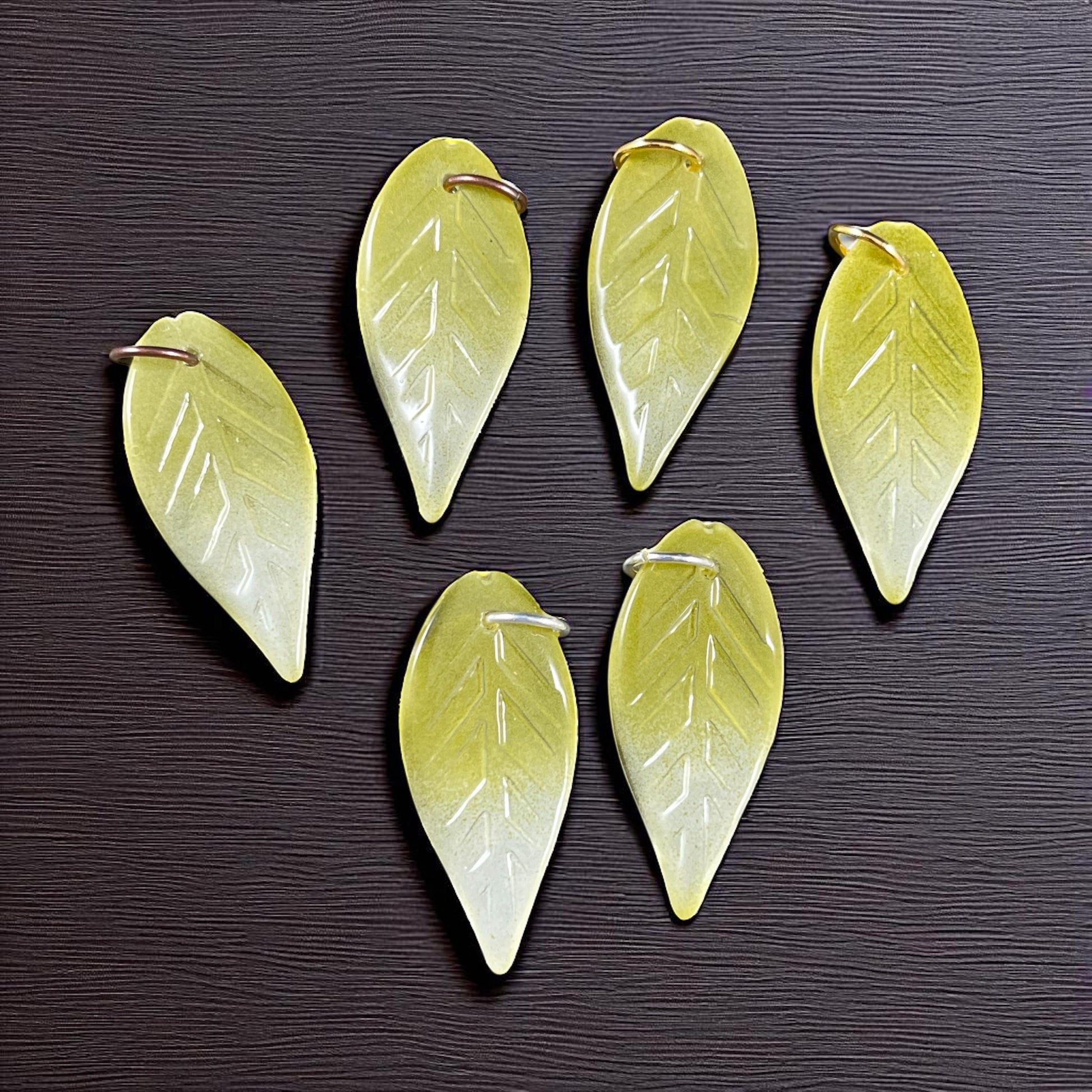 Olive Green Glass Leaf Beads, Top Drilled, 32x14mm Wavy Leaf Bead (OGW-32x14) * 15 Beads