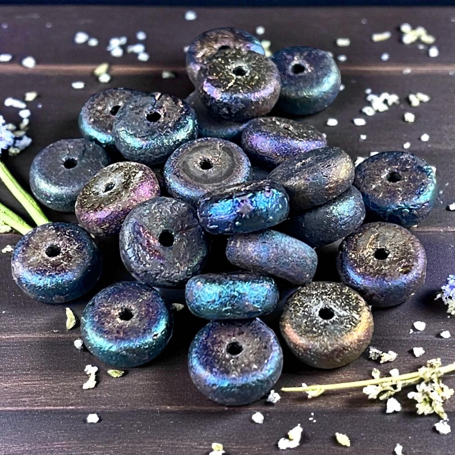 Czech Glass Beads, 4x8mm Blue Iris Heishi Rondelle, Etched Mother of Pearl Iridescent Beads (HSH/N-1941) * 25 Beads