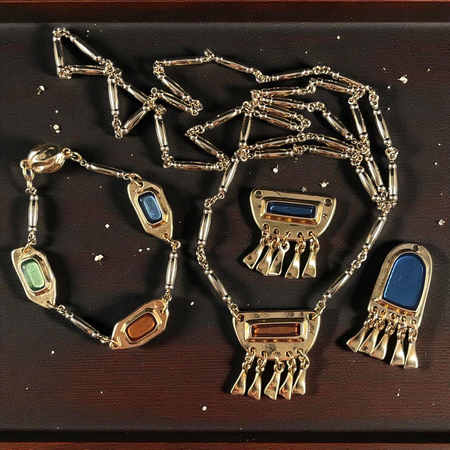 24k Gold Plated Connector with Peridot Enamel Inlay, Half Circle Chandelier (PF/15295-13-0556) * Qty. 1