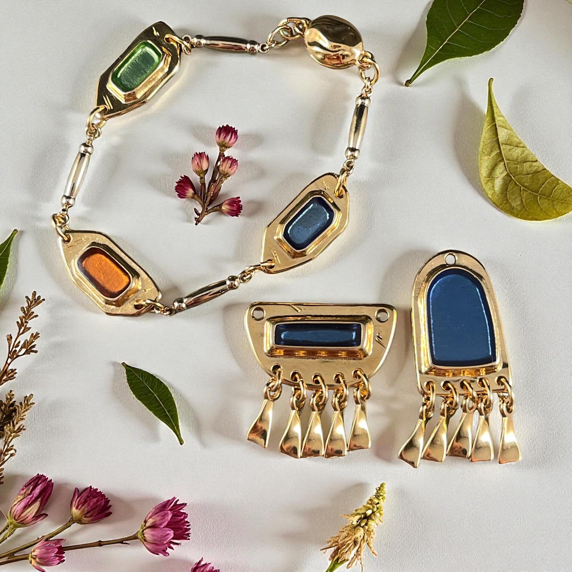 24k Gold Plated Link with Peridot Green Enamel Inlay (PF/15296-13-0556) * Qty. 2