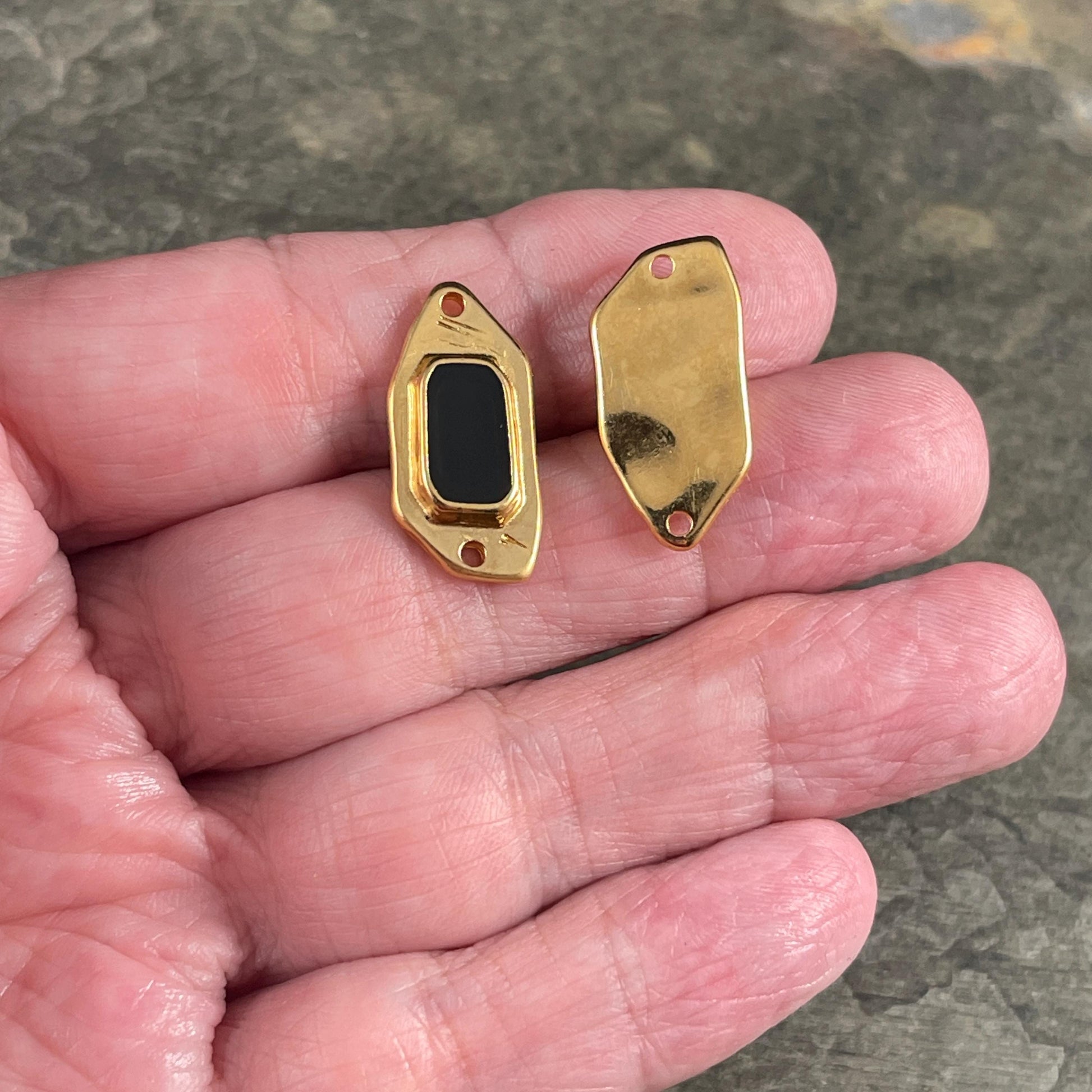 24k Gold Plated Link with Black Enamel Inlay (PF/15296-13-0565) * Qty. 2
