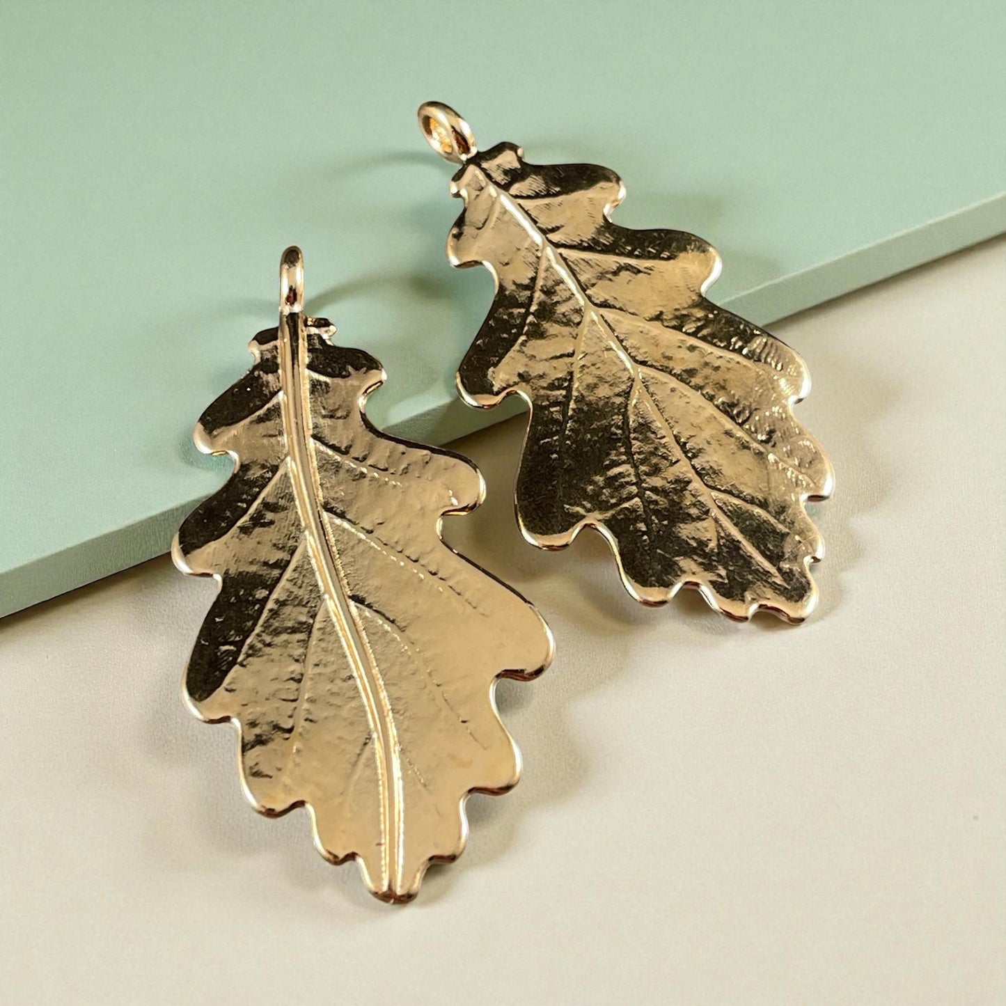 Large Oak Leaf Pendant, 24k Gold Plated Leaf Pendant with Loop for Leather or Cord (PF/15272-12) * Qty. 1