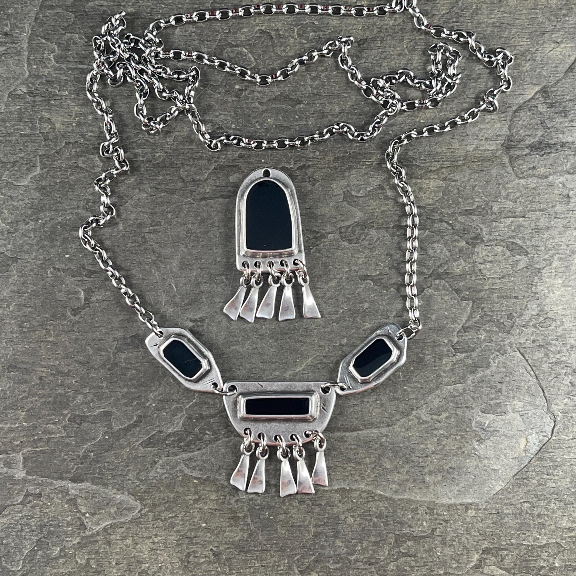 Chandelier Drop, Antiqued Silver Plated Connector/Pendant/Charm with Black Enamel Inlay (PF/15294-72-0565) * Qty. 2