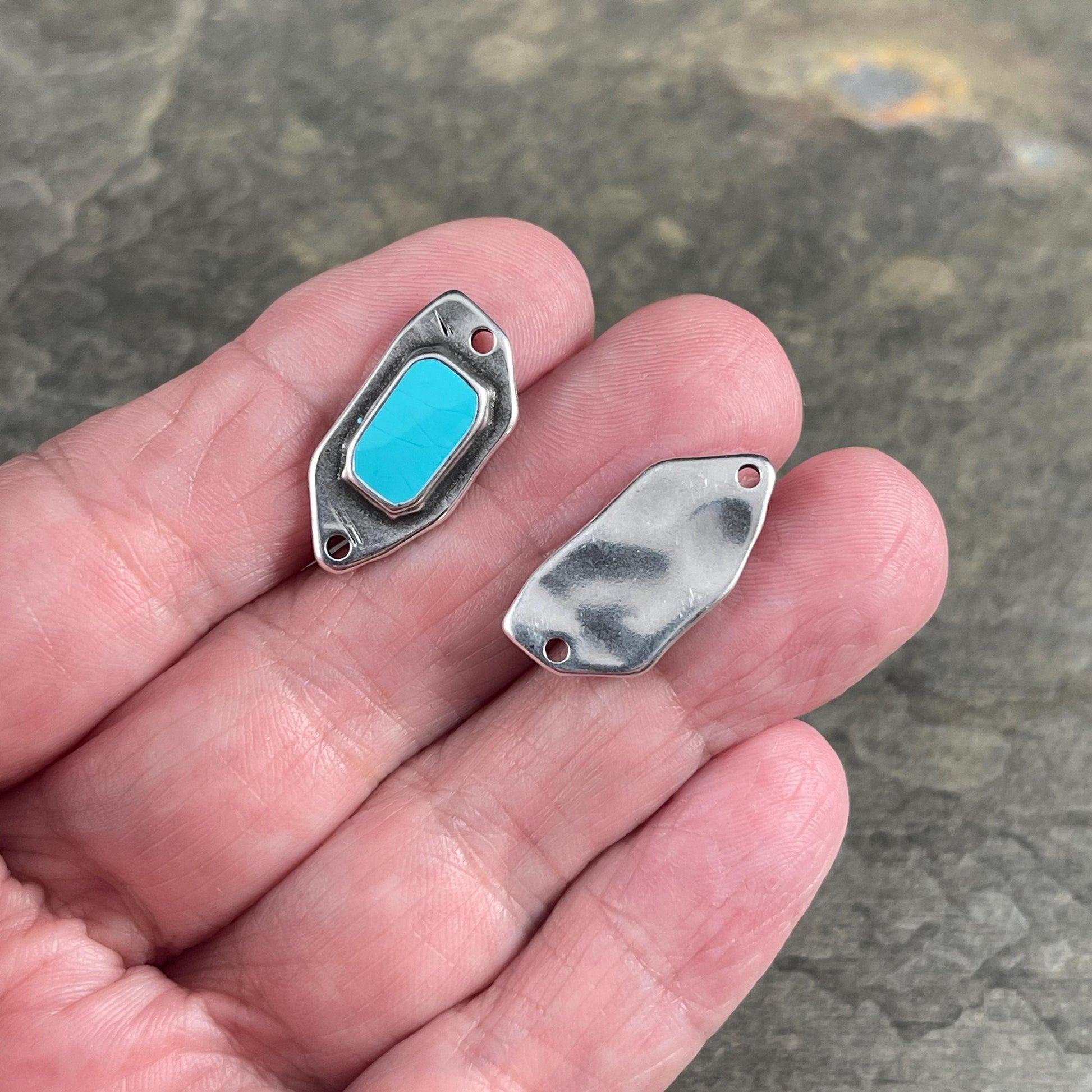 Antiqued Silver Plated Link with Sky Blue Enamel Inlay (PF/15296-72-0299) * Qty. 4
