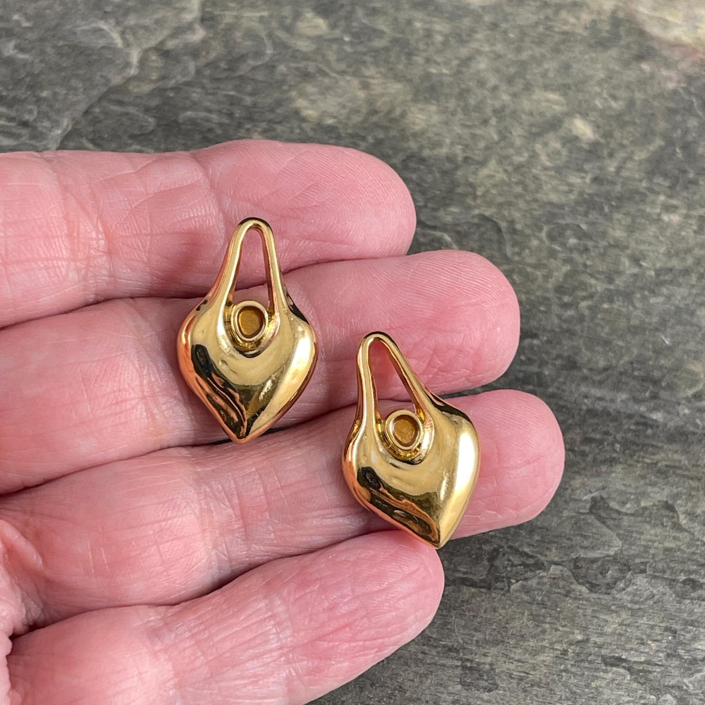 24k Gold Plated Heart Shaped Charm - 24.5x15.5mm Drop with Topaz Enamel Center (PF/15302-13-563) * Qty. 4