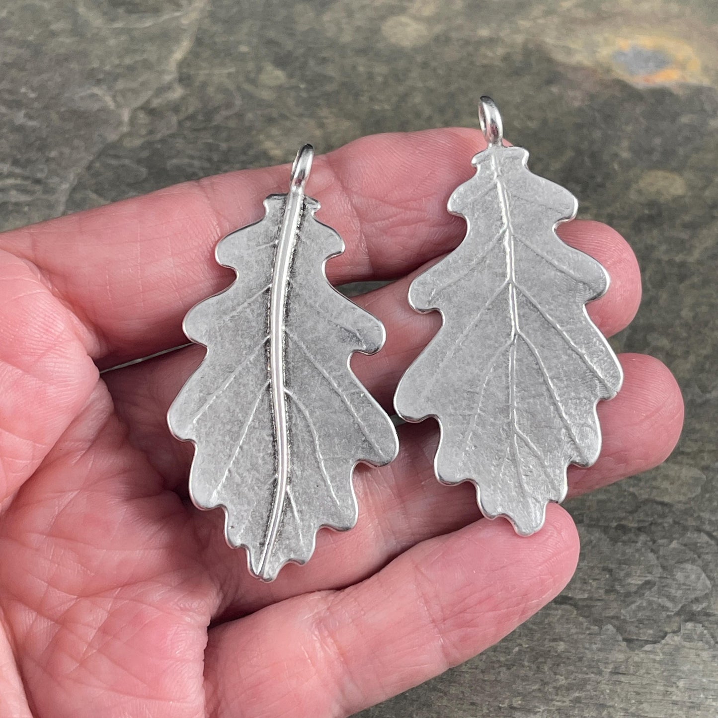 Large Oak Leaf Pendant, Antiqued Silver Leaf Pendant with Loop for Leather or Cord (PF/15272-77) * Qty. 1