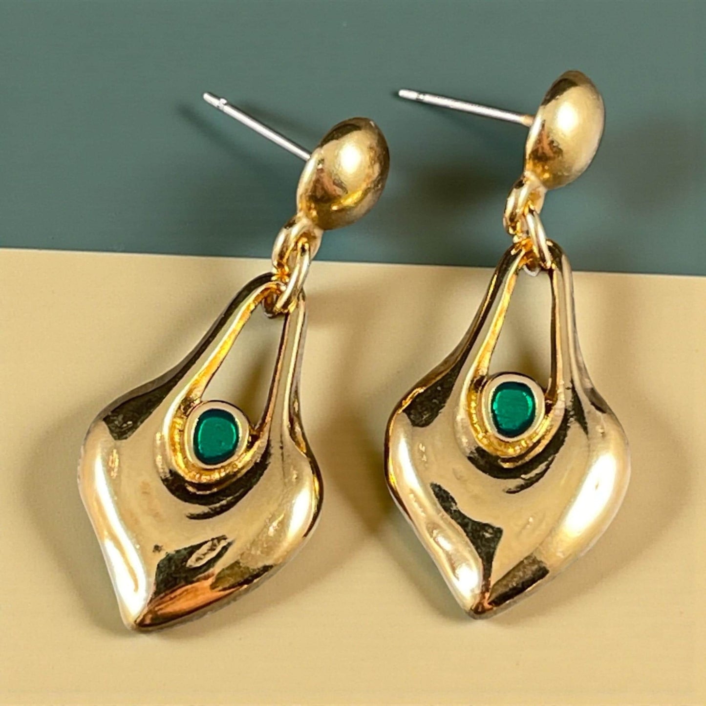 24k Gold Plated Heart Shaped Charm - 24.5x15.5mm Drop with Emerald Green Enamel Center (PF/15302-13-0545) * Qty. 4