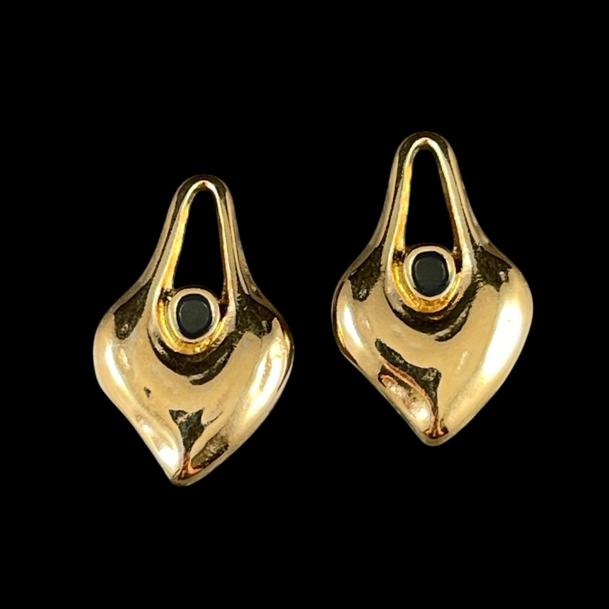 24k Gold Plated Heart Shaped Charm - 24.5x15.5mm Drop with Black Enamel Center (PF/15302-13-0565) * Qty. 4