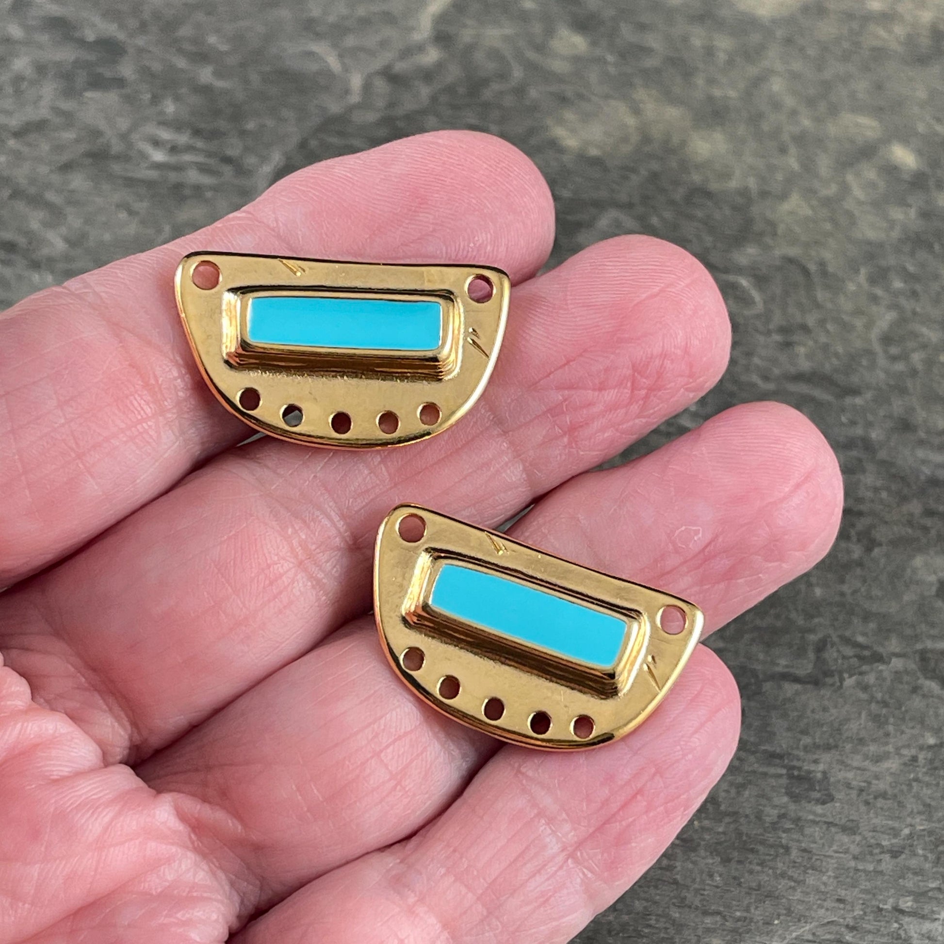 24k Gold Plated Half Circle Connector with Light Turquoise Blue Enamel Inlay (PF/15295-13-0299) * Qty. 1
