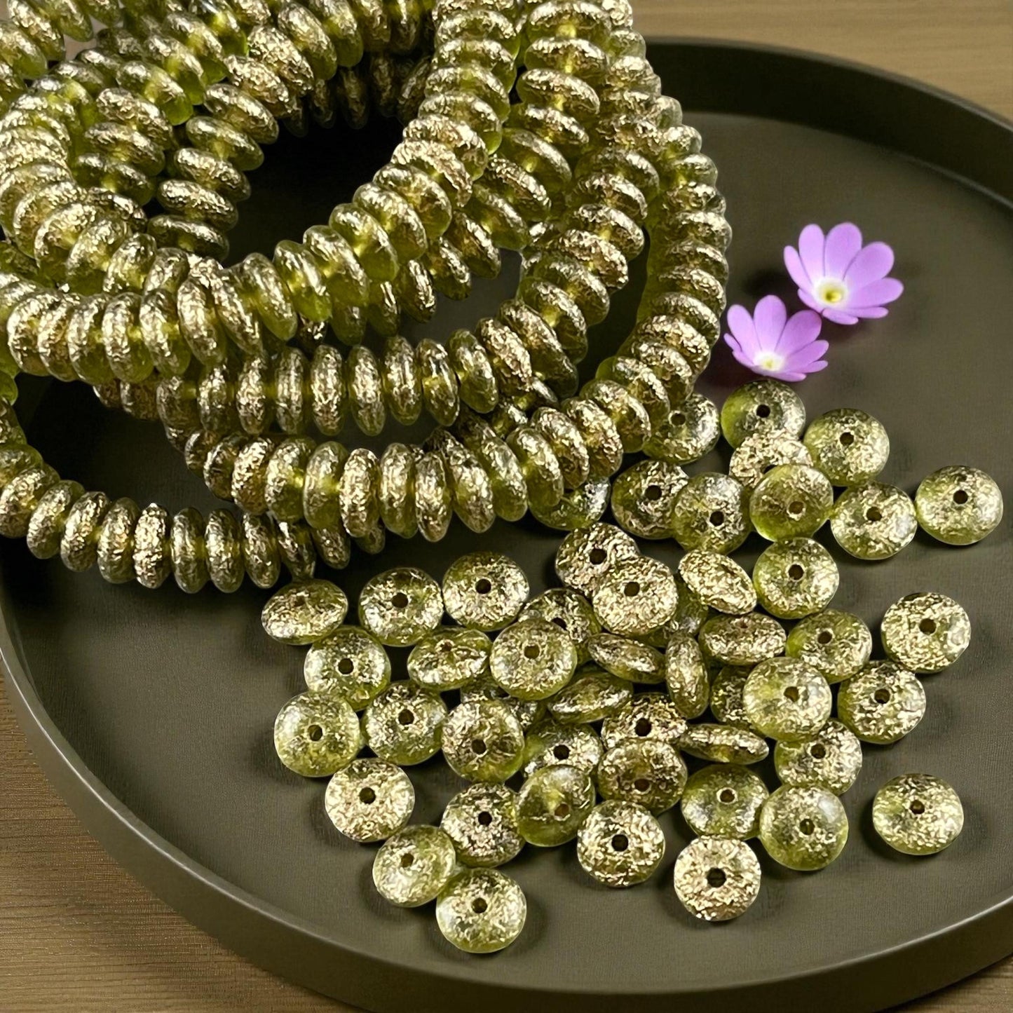 Czech Beads - 6x2mm Heishi Rondelle, Etched Peridot Green with Gold Finish (DSC/N-1797) * 50 Beads