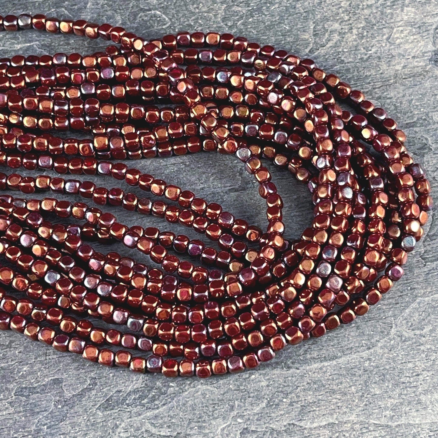 Czech Beads, 3.5mm Rounded Cube, Auburn, Mahogany, Chestnut (SQ/SM-B9320) * Qty. 100
