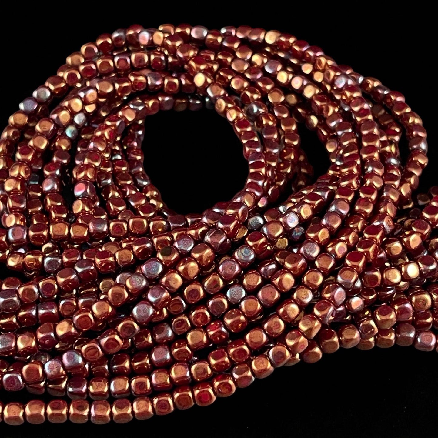Czech Beads, 3.5mm Rounded Cube, Auburn, Mahogany, Chestnut (SQ/SM-B9320) * Qty. 100