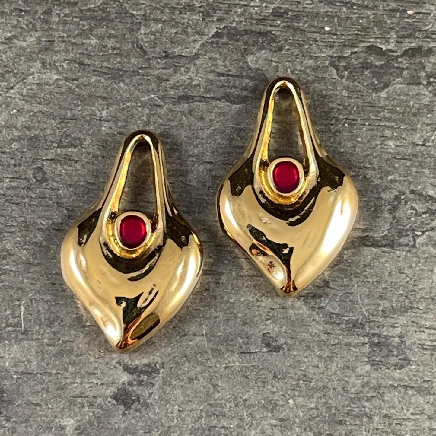 24k Gold Plated Heart Shaped Charm - 24.5x15.5mm Drop with Red Enamel Center (PF/15302-13-560) * Qty. 4