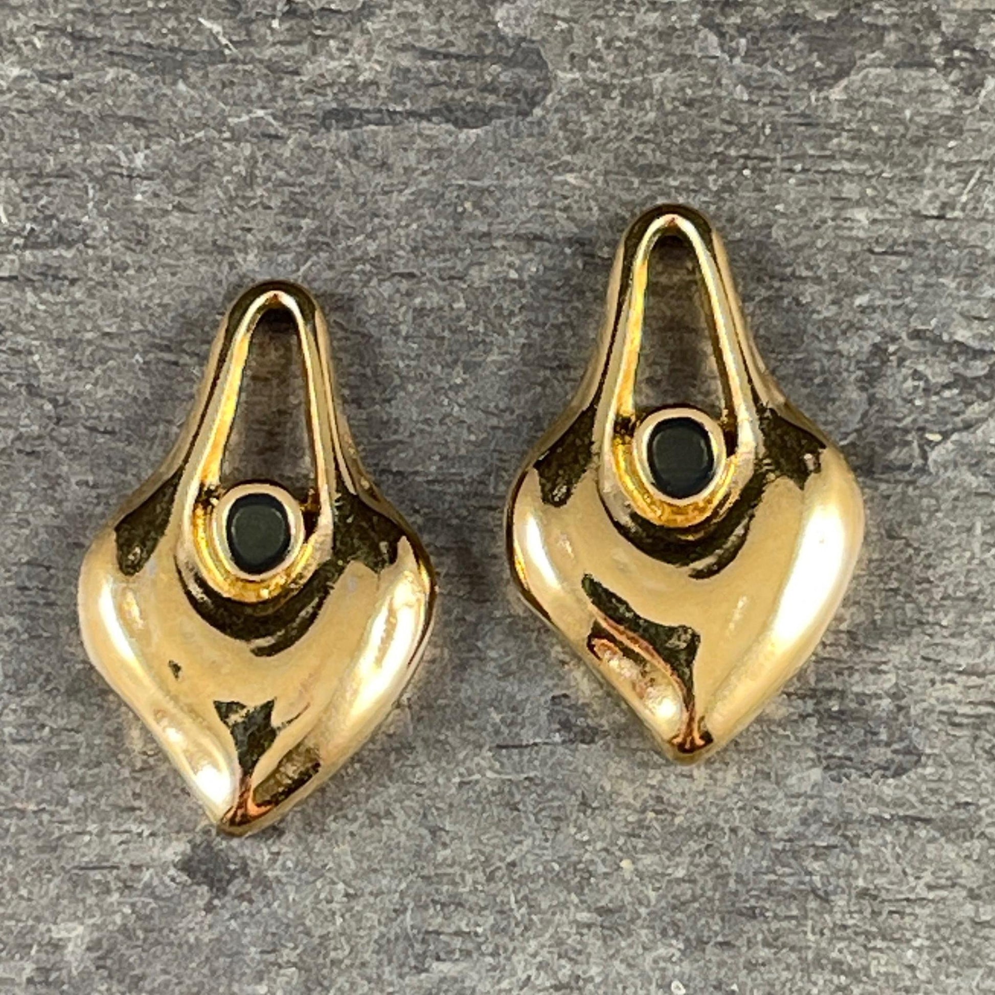 24k Gold Plated Heart Shaped Charm - 24.5x15.5mm Drop with Black Enamel Center (PF/15302-13-0565) * Qty. 4