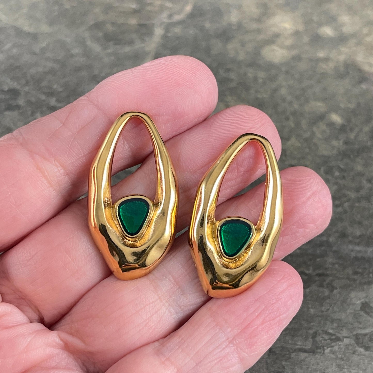 24k Gold Plated Oval Pendant with Emerald Green Enamel Accent (PF/15301-13-0545) * Qty. 2