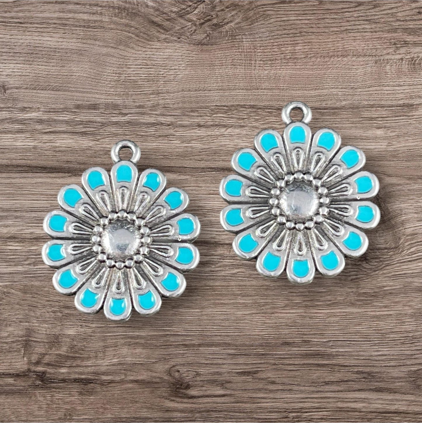 Antiqued Silver Plated Flower Pendant with Turquoise Blue Enamel Accent (PF/14358-72-0299) * Qty. 2