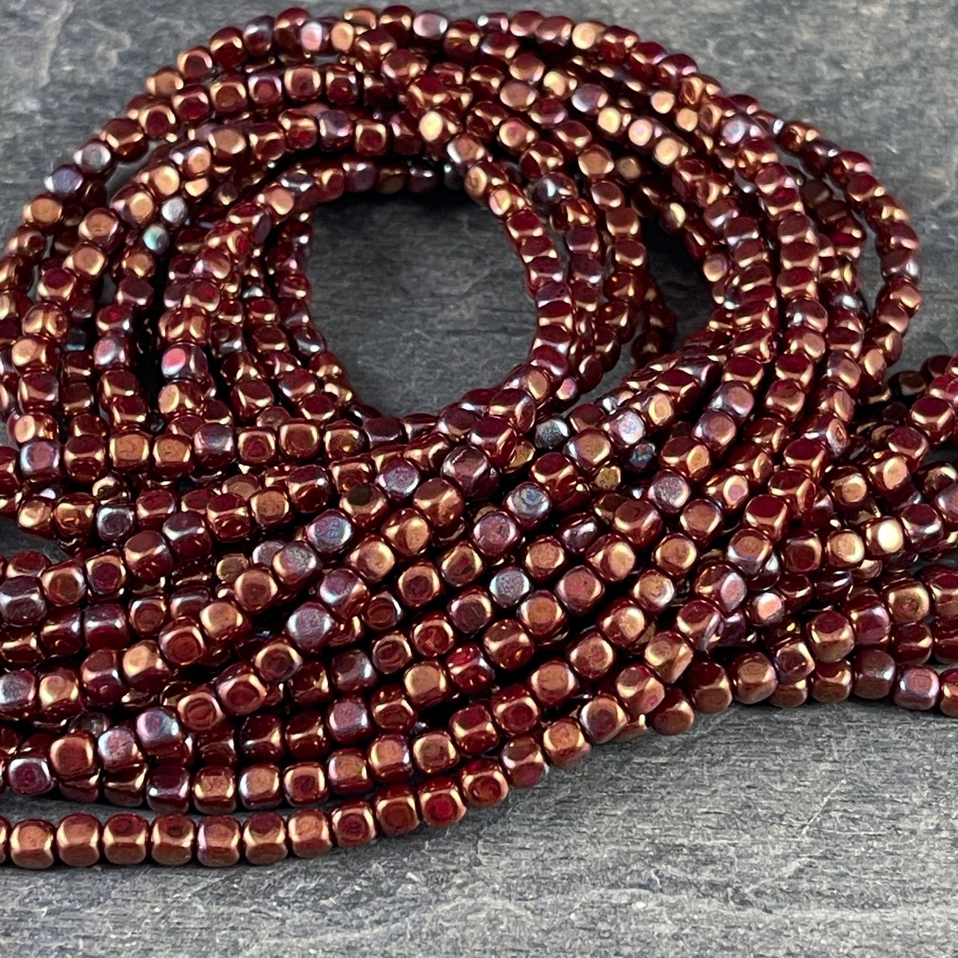Czech Beads, 3.5mm Rounded Cube, Auburn, Mahogany, Chestnut (SQ/SM-B9320) * Qty. 100