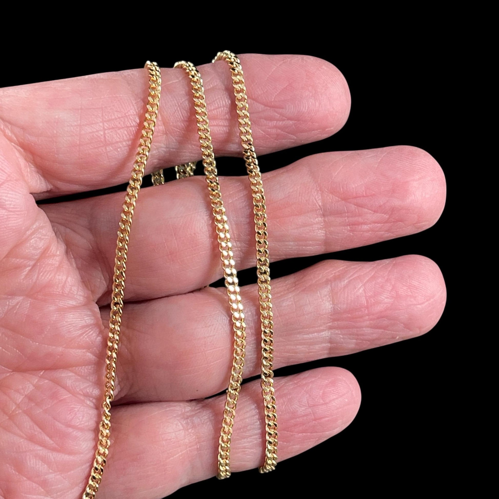 Chain by the Foot - 2.2mm Flat Curb Chain - Gold Plated Brass (CH-888G) * 18" Length
