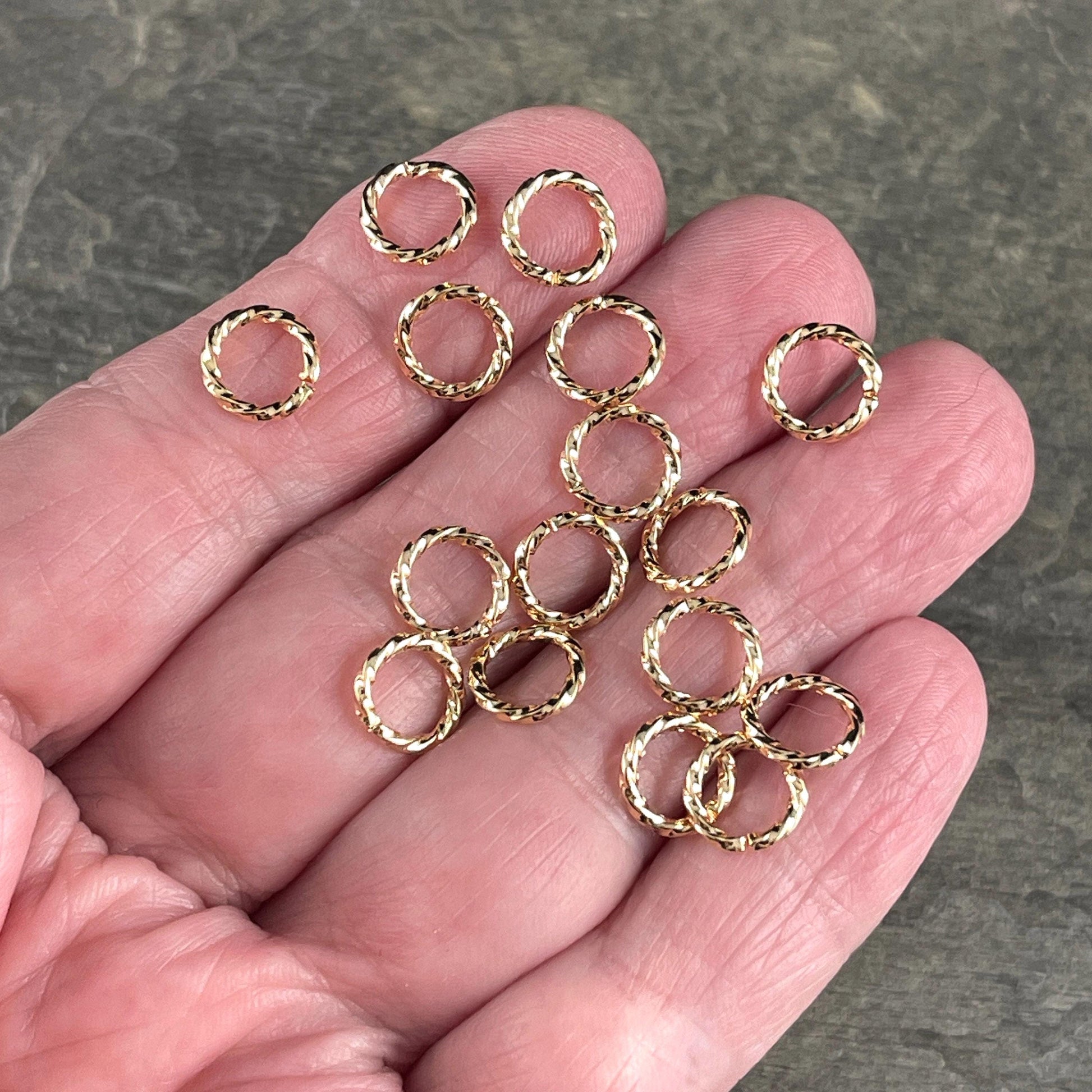 8mm Twisted Jump Rings, 16g Open, Gold Plated Brass (FMG/5028) * Qty. 50