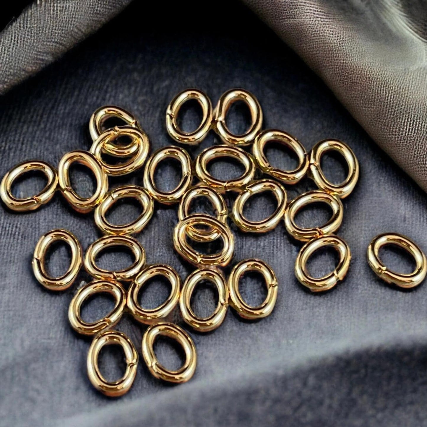Gold 6x4mm Oval Jump Rings, 18g Jump Rings, Gold Plated Brass, Open Jump Rings (FMG/5048) * Qty. 100